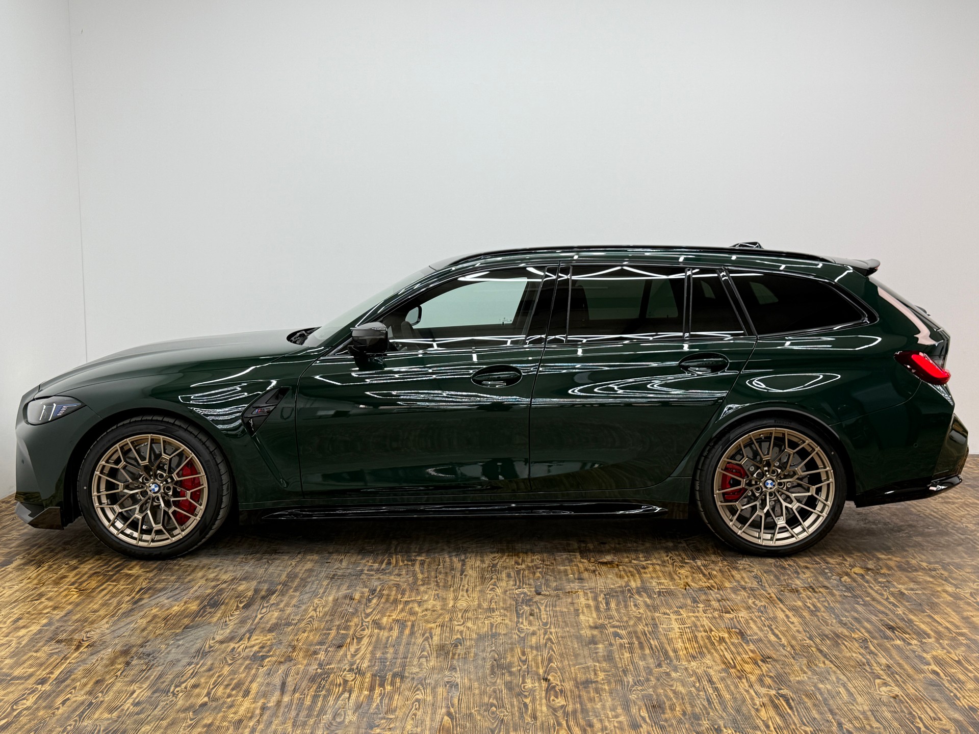 BMW M3 CS Touring xDrive-image-8
