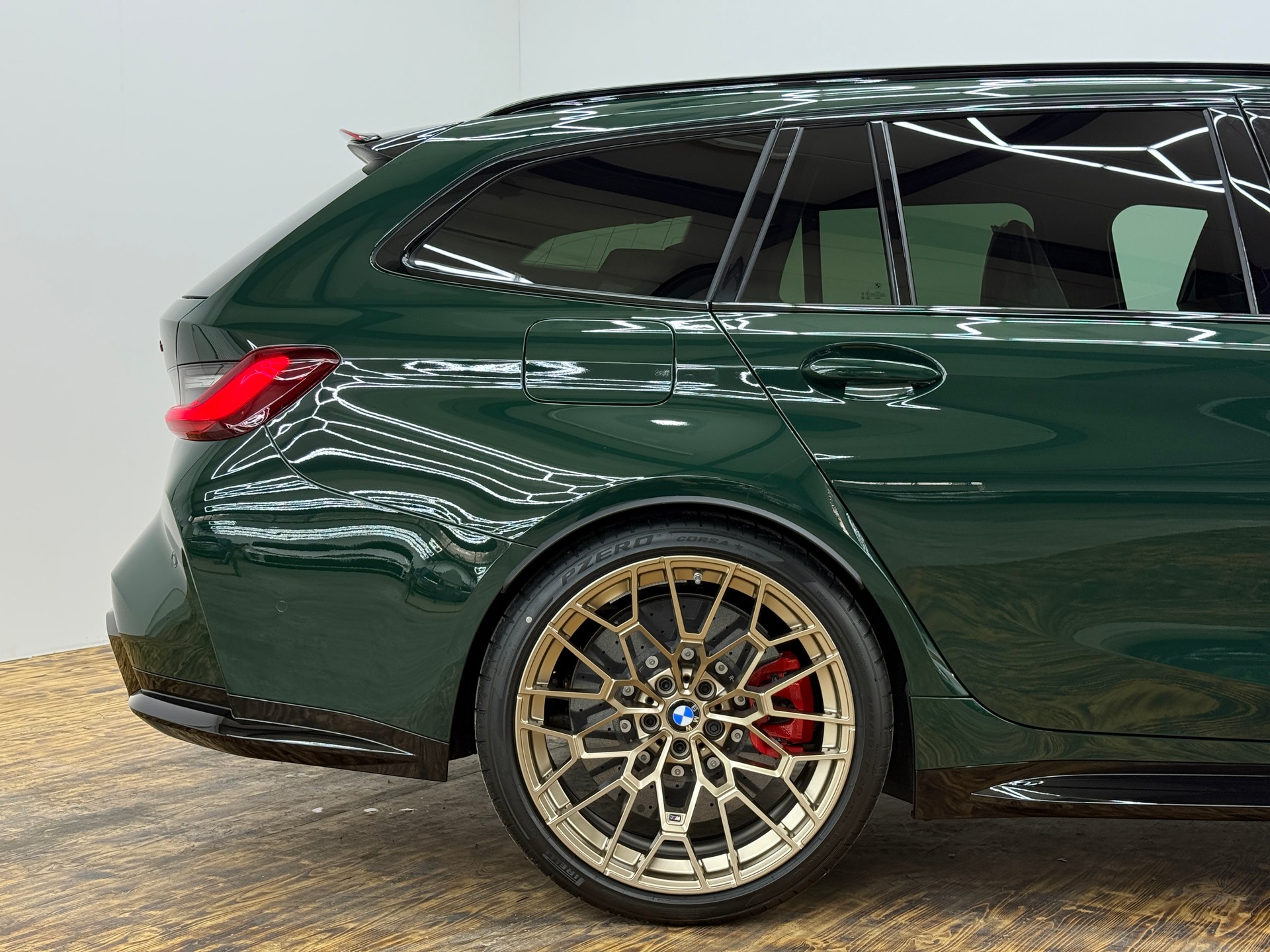BMW M3 CS Touring xDrive-image-16
