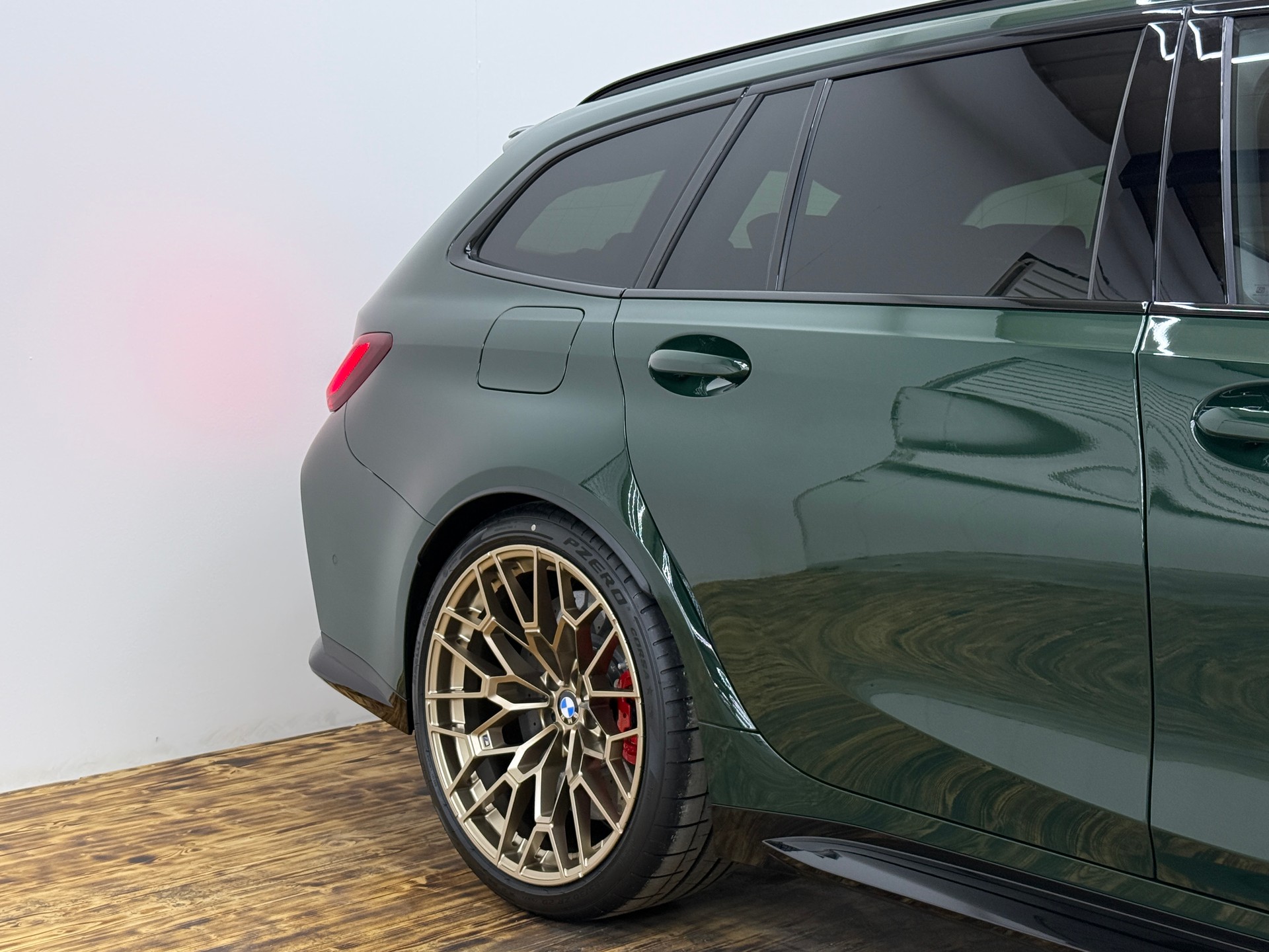 BMW M3 CS Touring xDrive-image-17