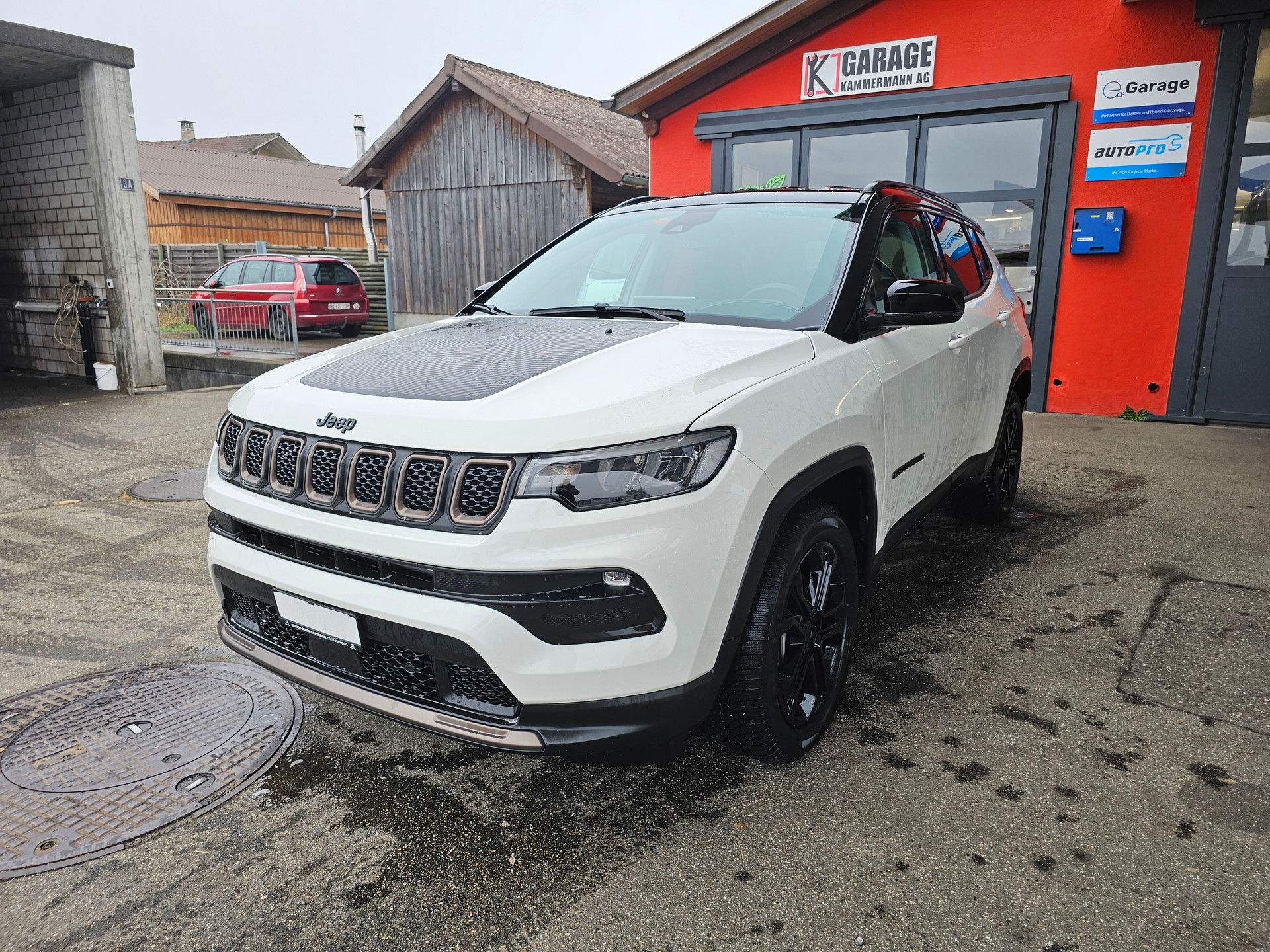 JEEP Compass 1.3 T PHEV Upland AWD-image-1