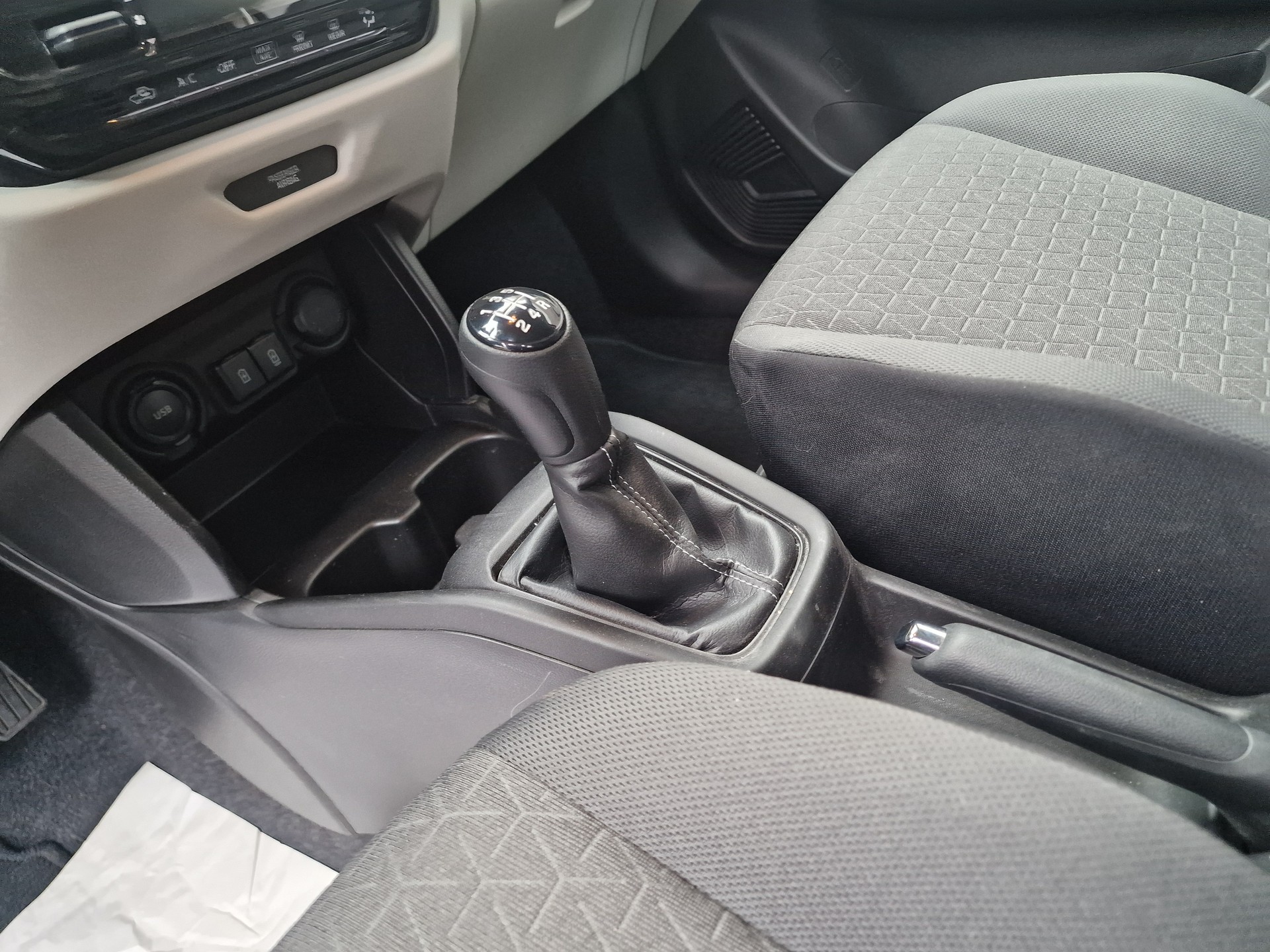 SUZUKI Swift 1.2 Compact Top Hybrid 4x4 36Mt Garantie-image-15