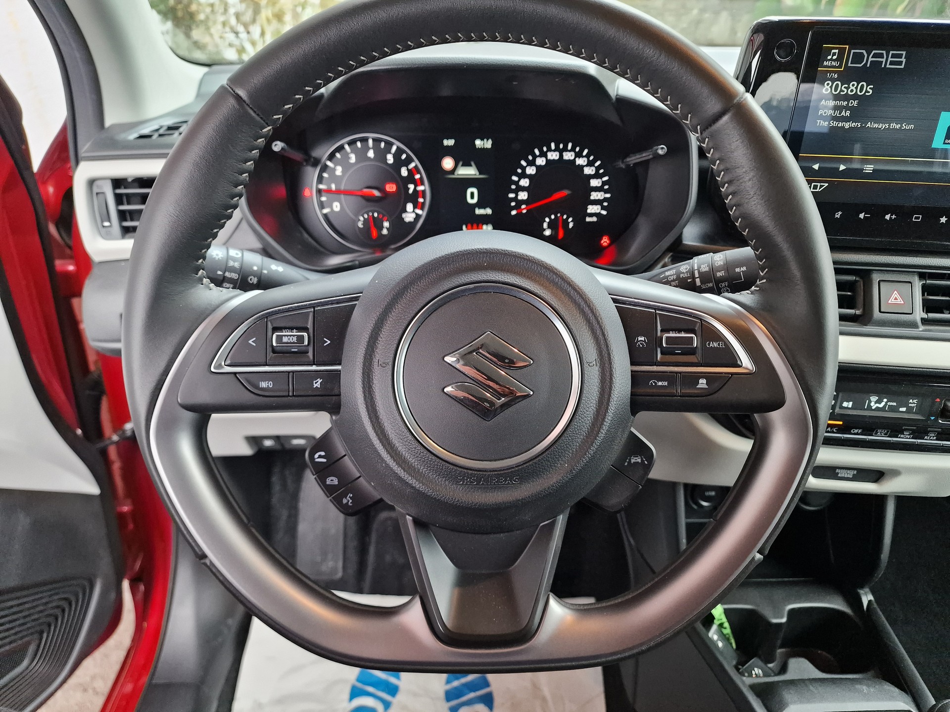 SUZUKI Swift 1.2 Compact Top Hybrid 4x4 36Mt Garantie-image-16