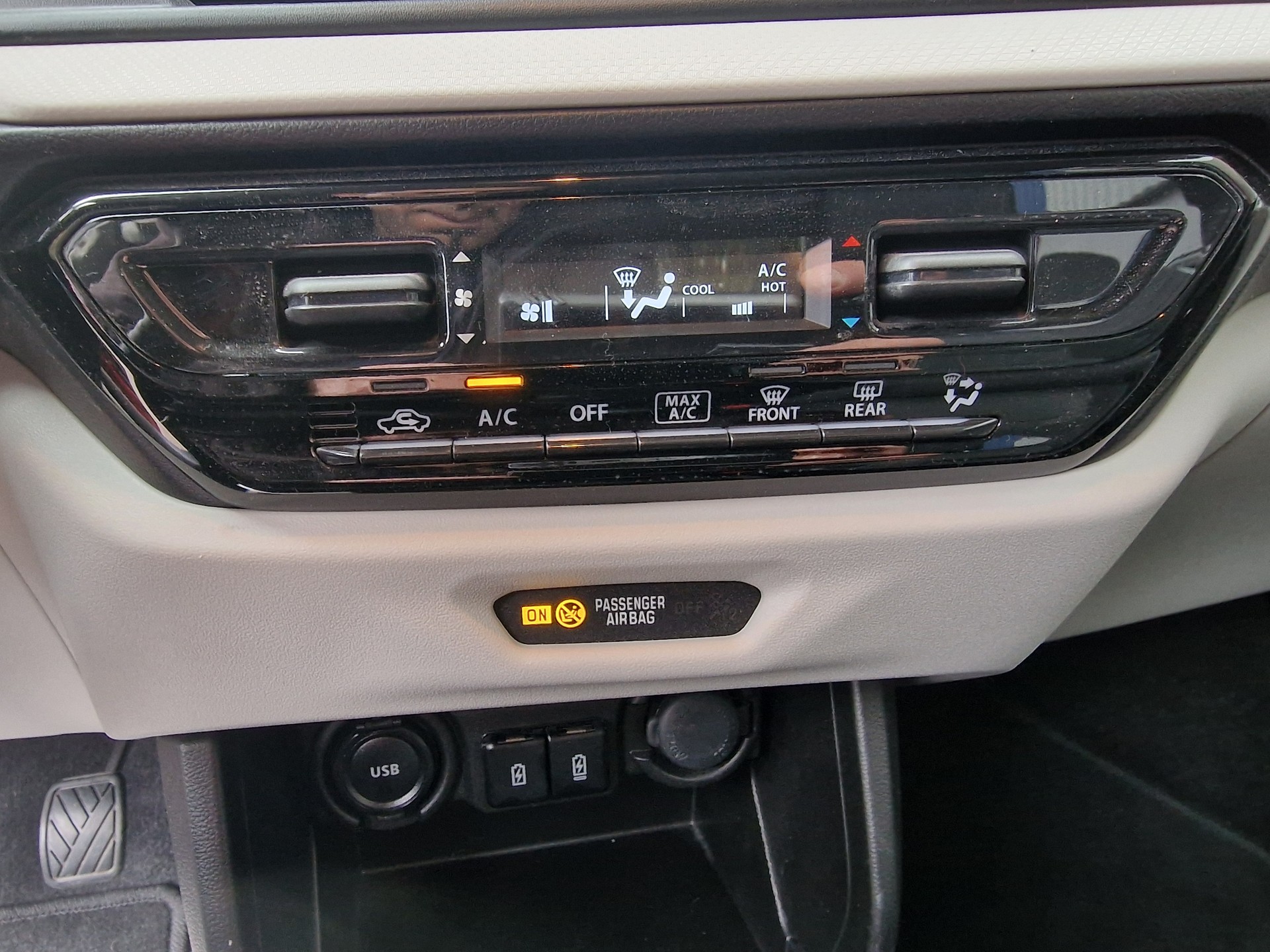 SUZUKI Swift 1.2 Compact Top Hybrid 4x4 36Mt Garantie-image-21