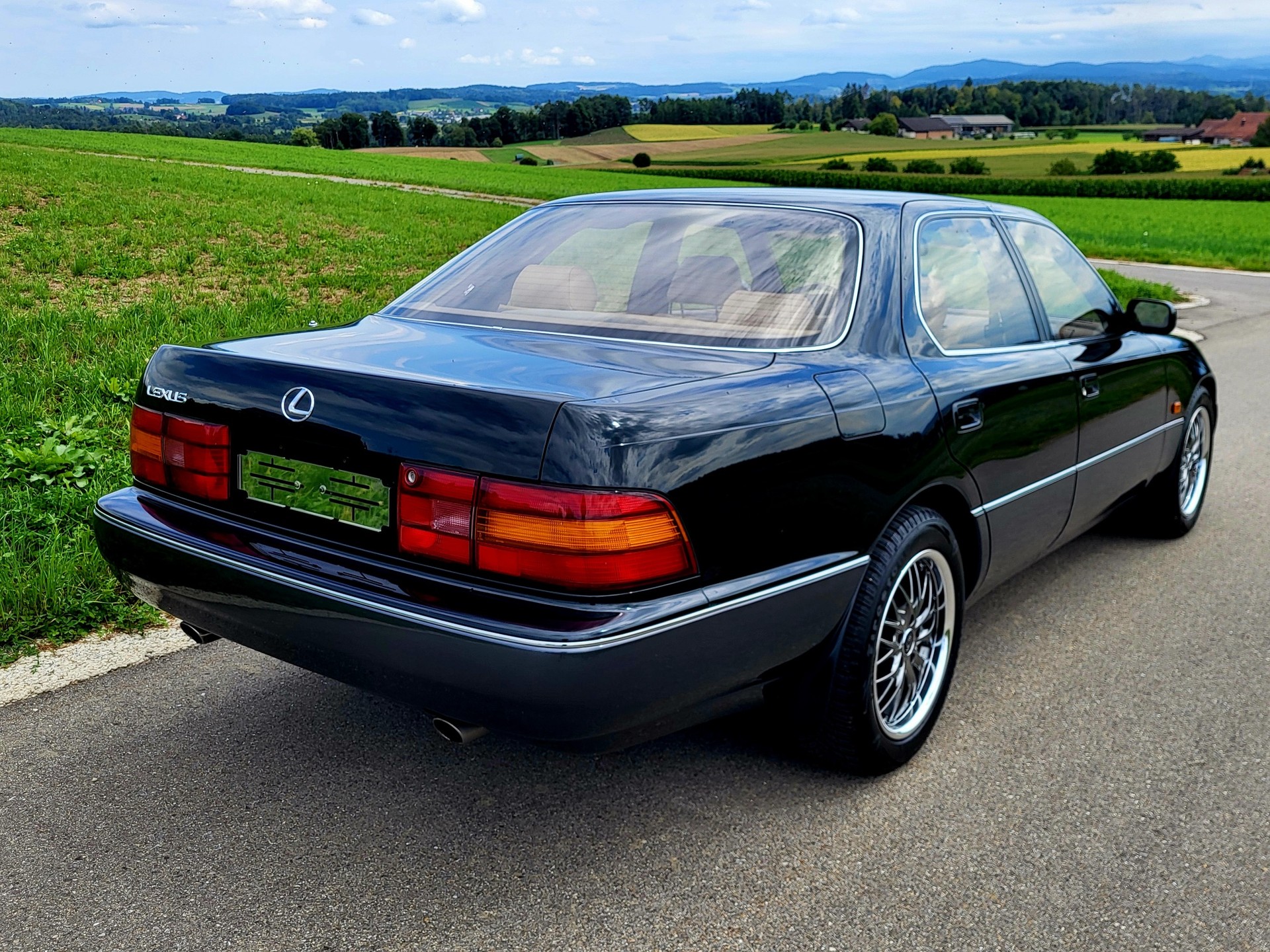 LEXUS LS 400 Automatic-image-3