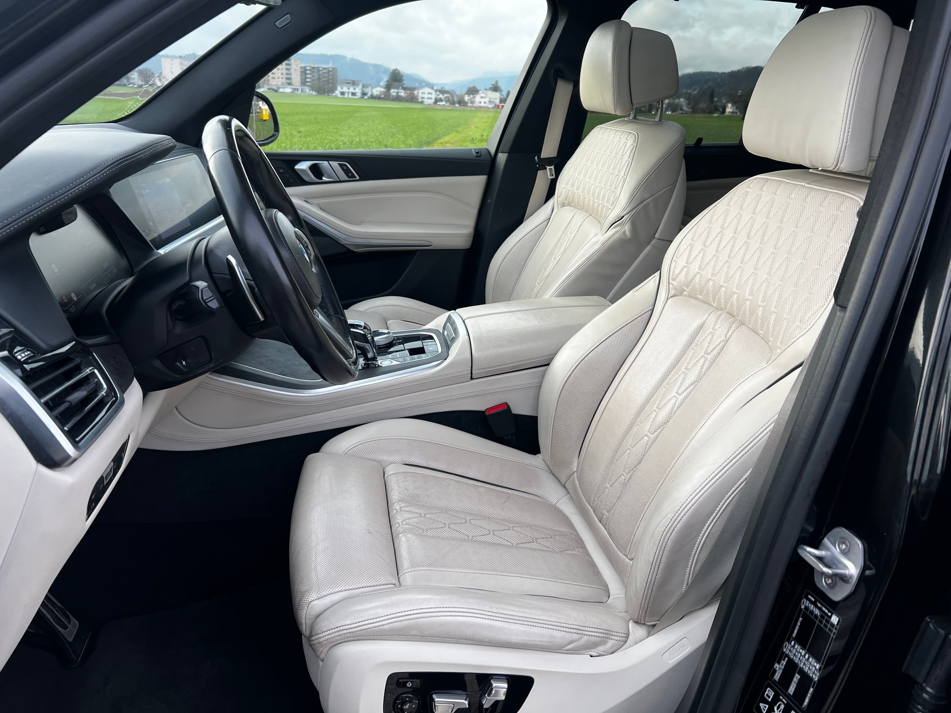 BMW X5 xDrive M50d Steptronic-image-10