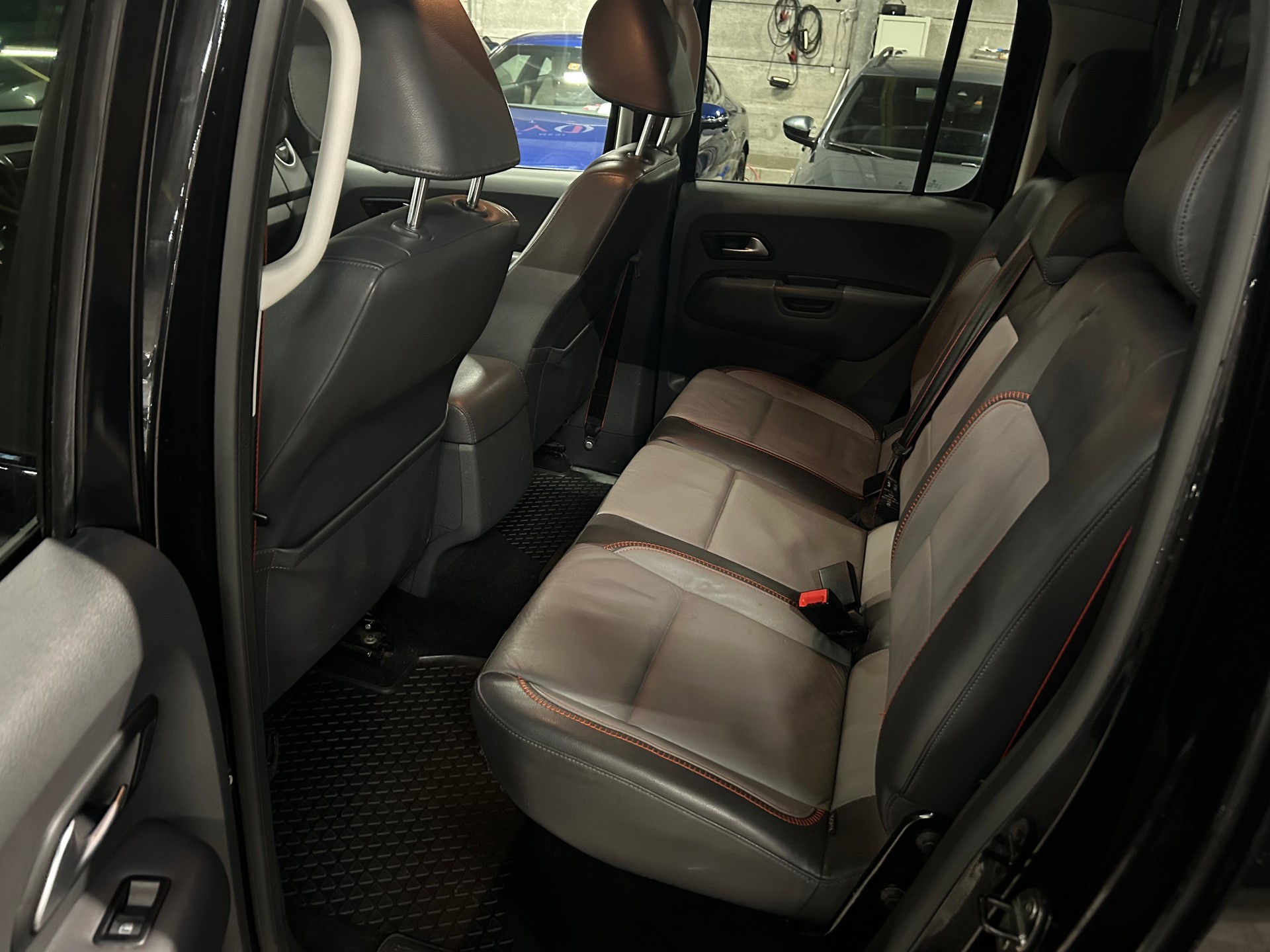 VW Amarok 2.0 BiTDI Canyon 4Motion permanent A-image-13