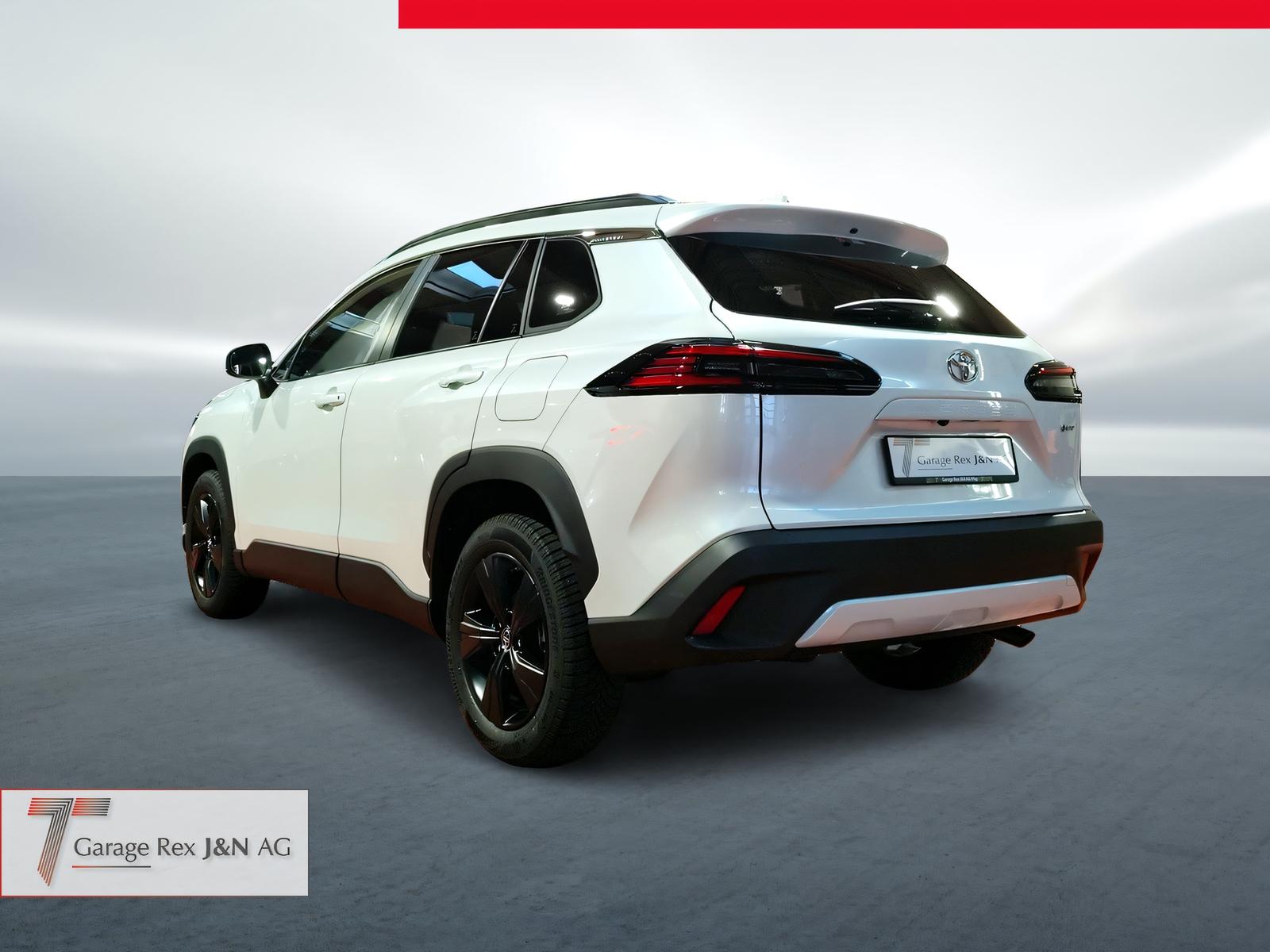 TOYOTA Corolla Cross 2.0 HSD Trend AWD-i-image-2