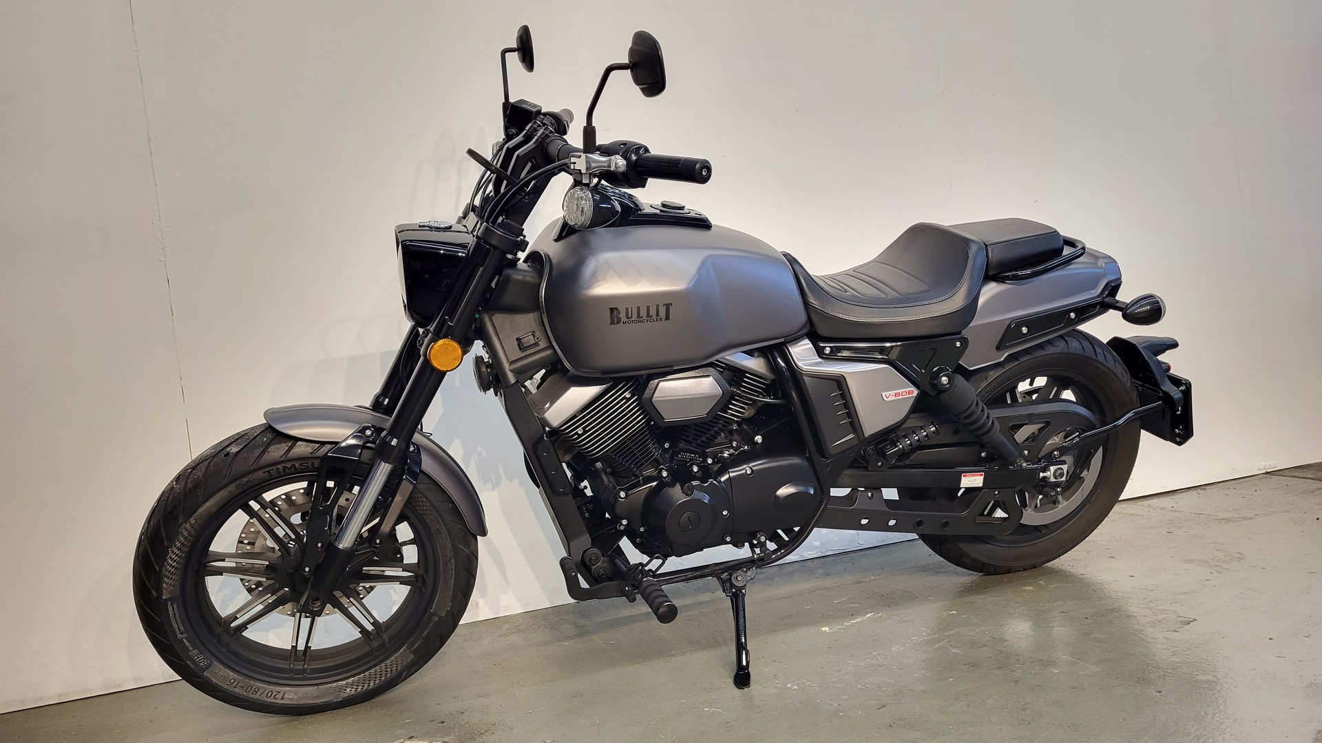BULLIT V-Bob 250-image-3