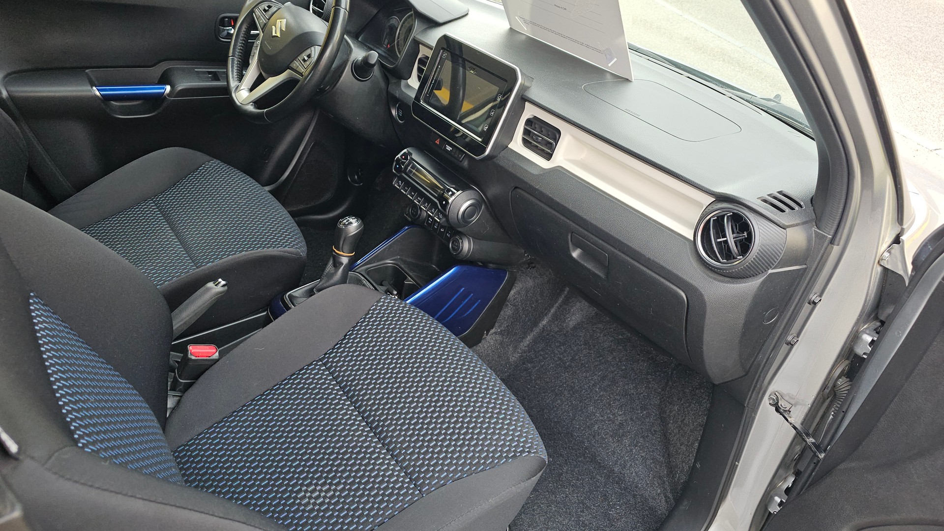 SUZUKI Ignis 1.2i Compact Top Hybrid 4x4-image-7