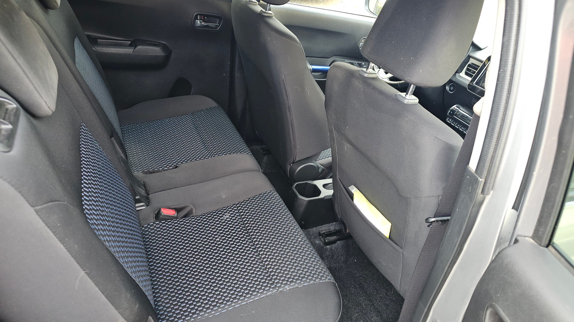 SUZUKI Ignis 1.2i Compact Top Hybrid 4x4-image-8