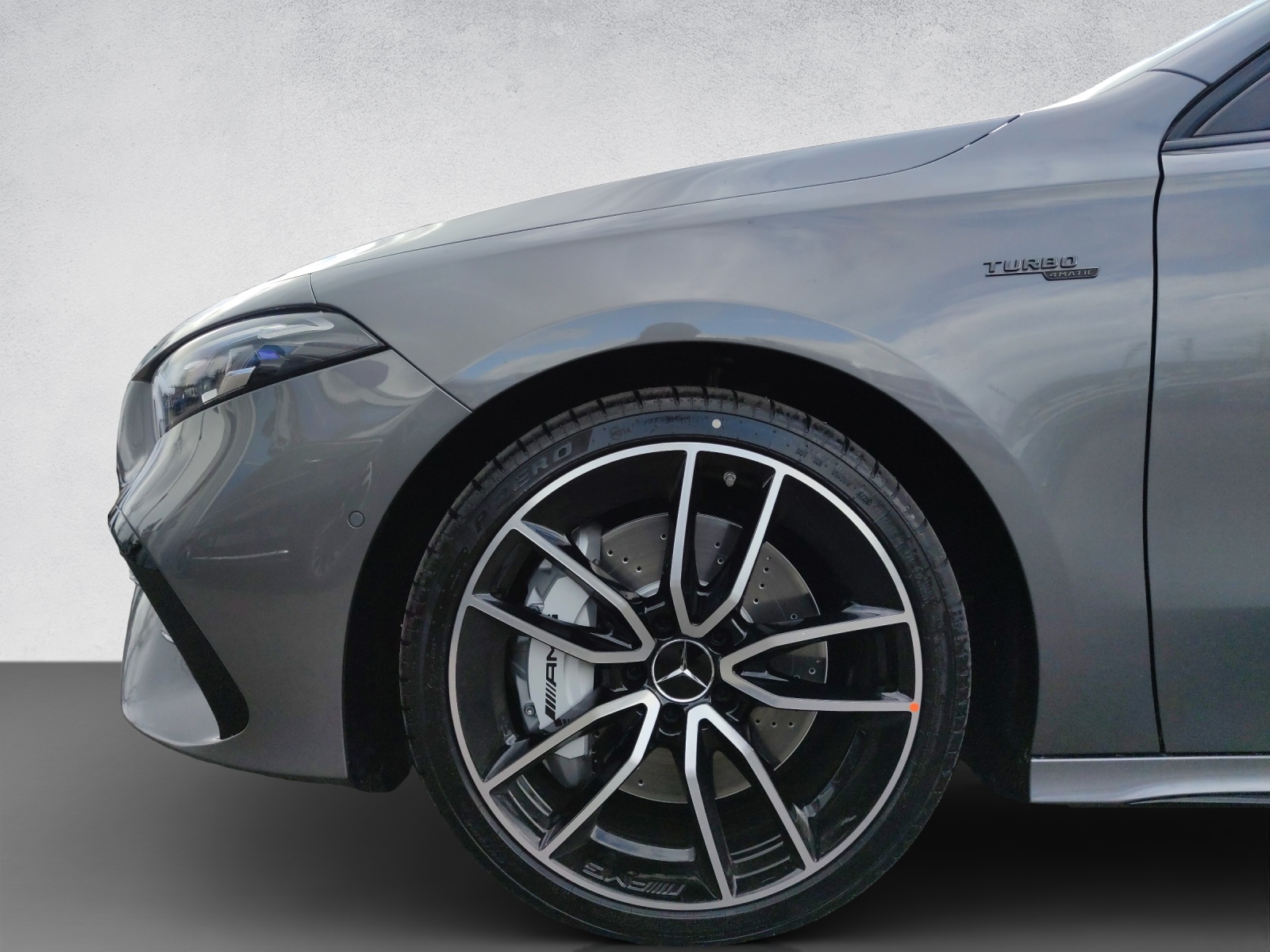 MERCEDES-BENZ A 35 AMG 4Matic-image-7