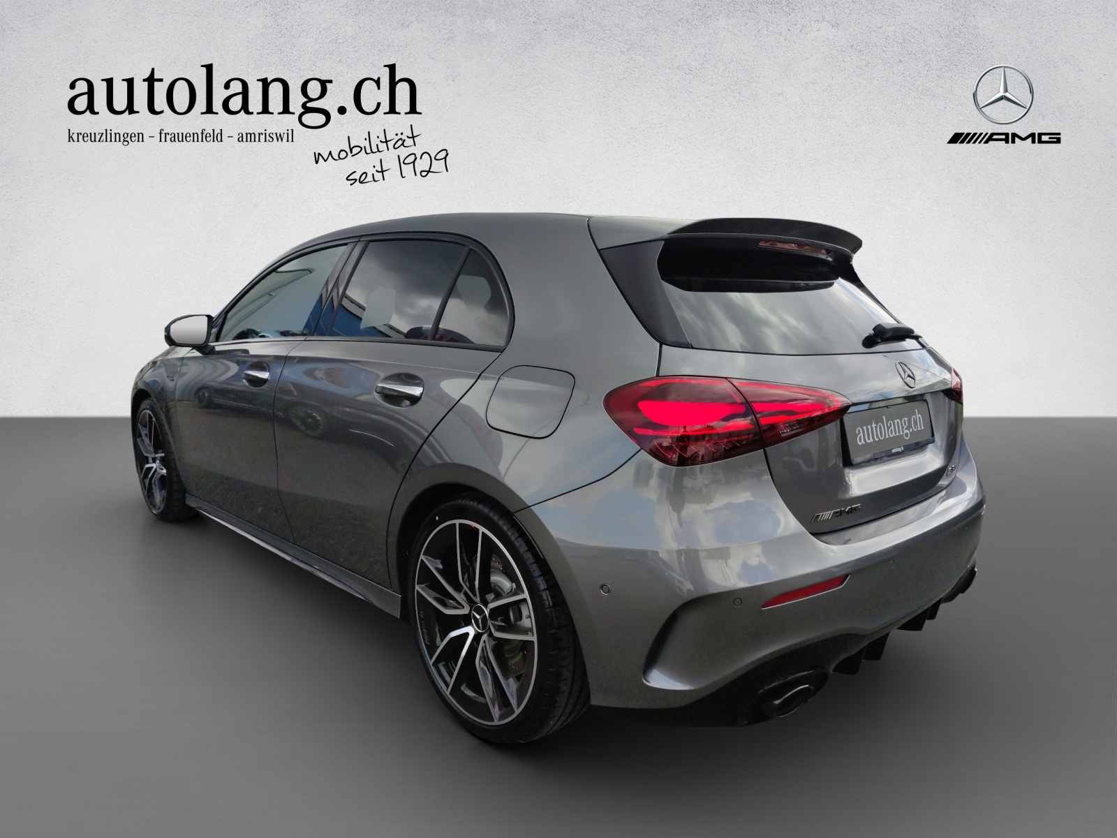 MERCEDES-BENZ A 35 AMG 4Matic-showroom-element-3