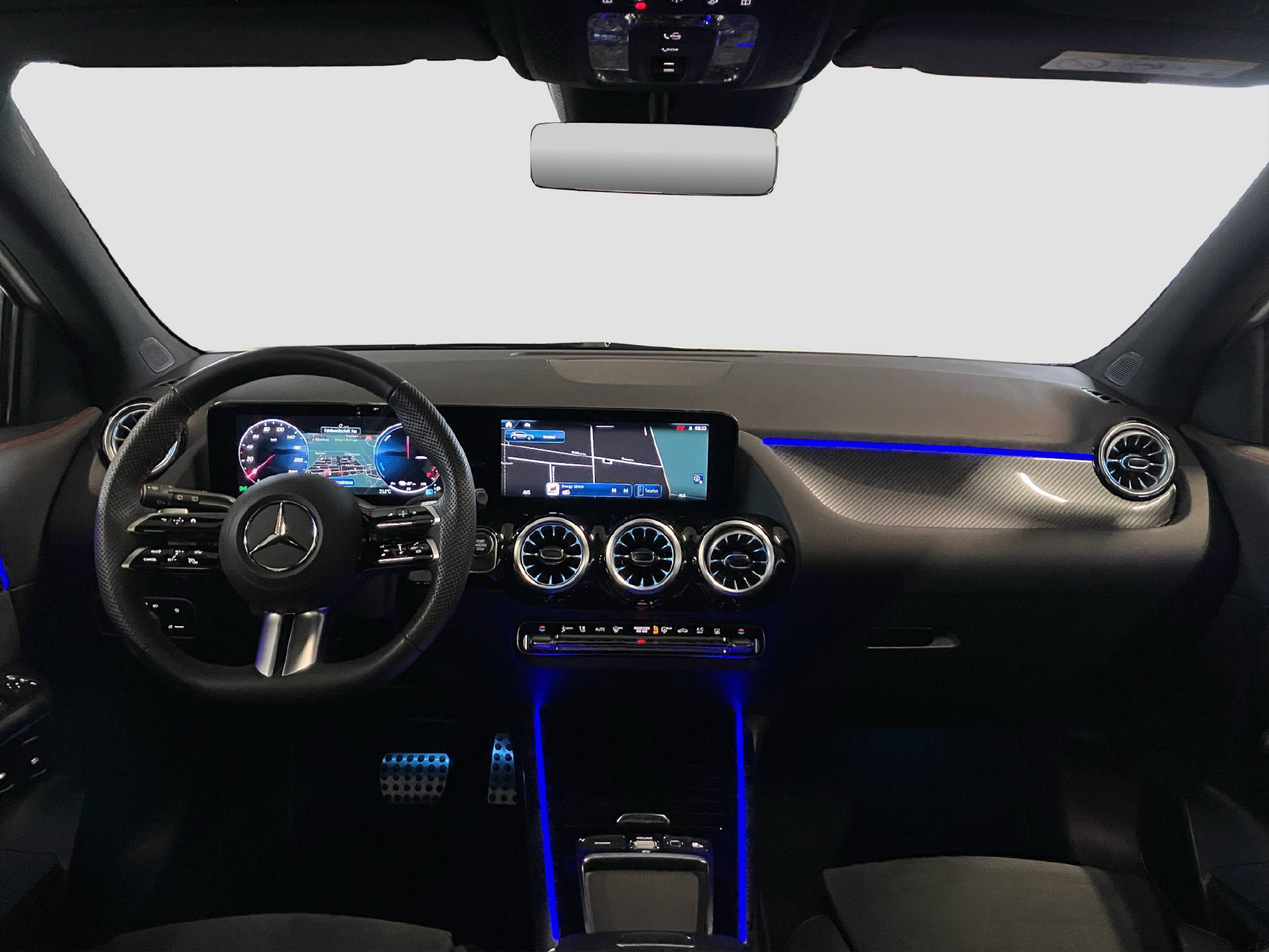 MERCEDES-BENZ GLA 250 e EQ Star AMG Line-image-7