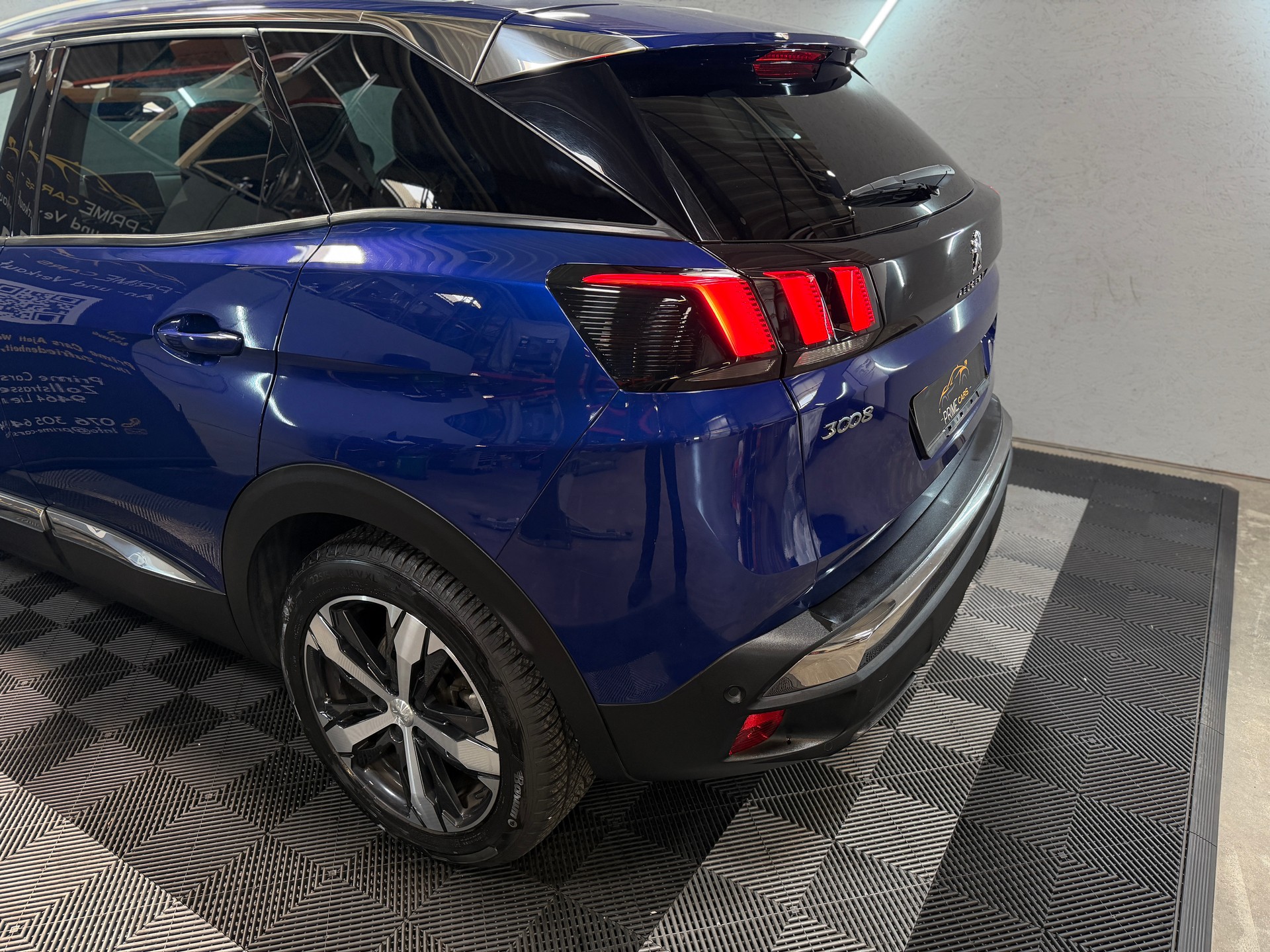 PEUGEOT 3008 1.5 BlueHDi Allure EAT-image-10