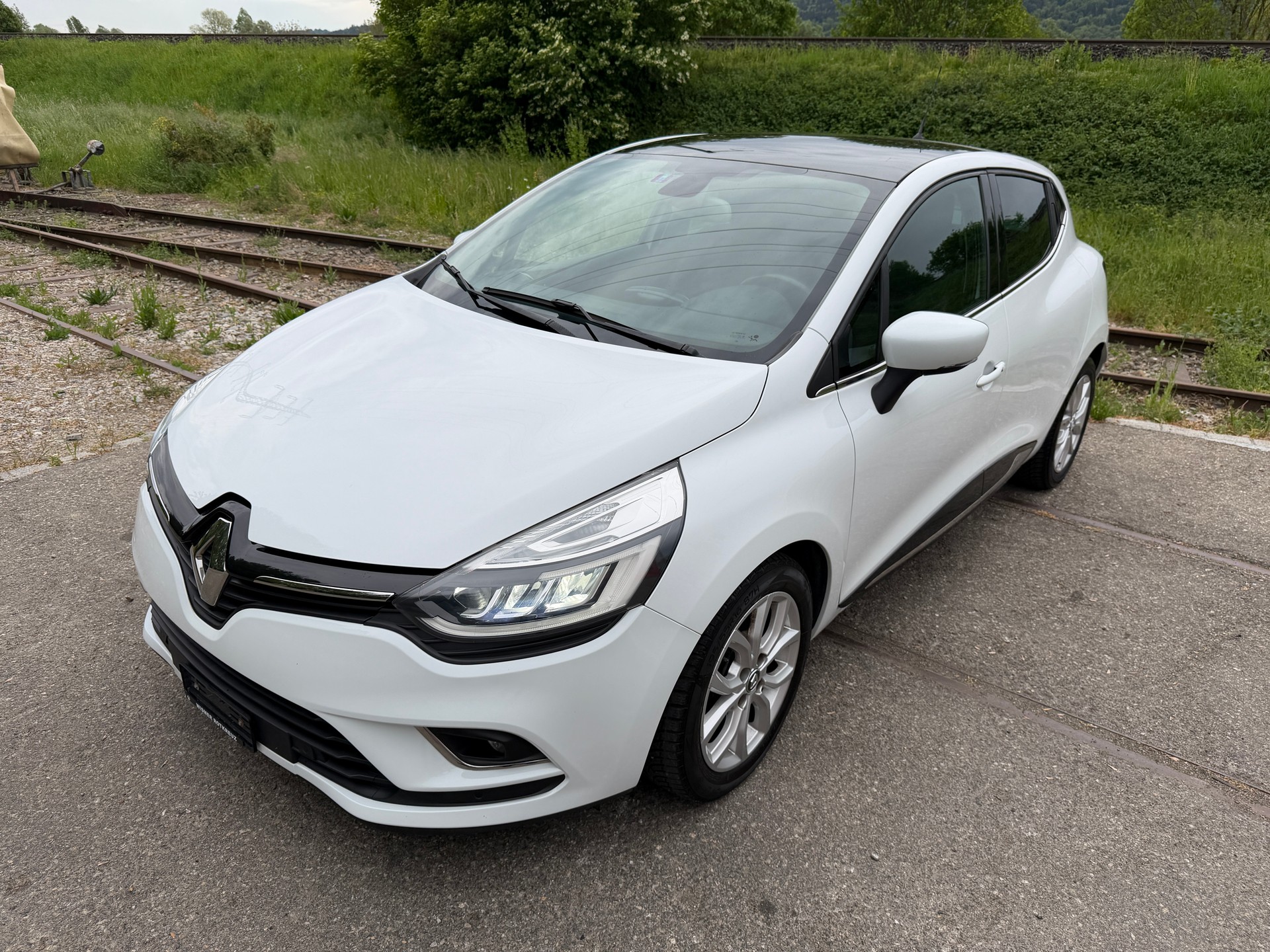 RENAULT Clio 1.5 dCi 110 Swiss Edition