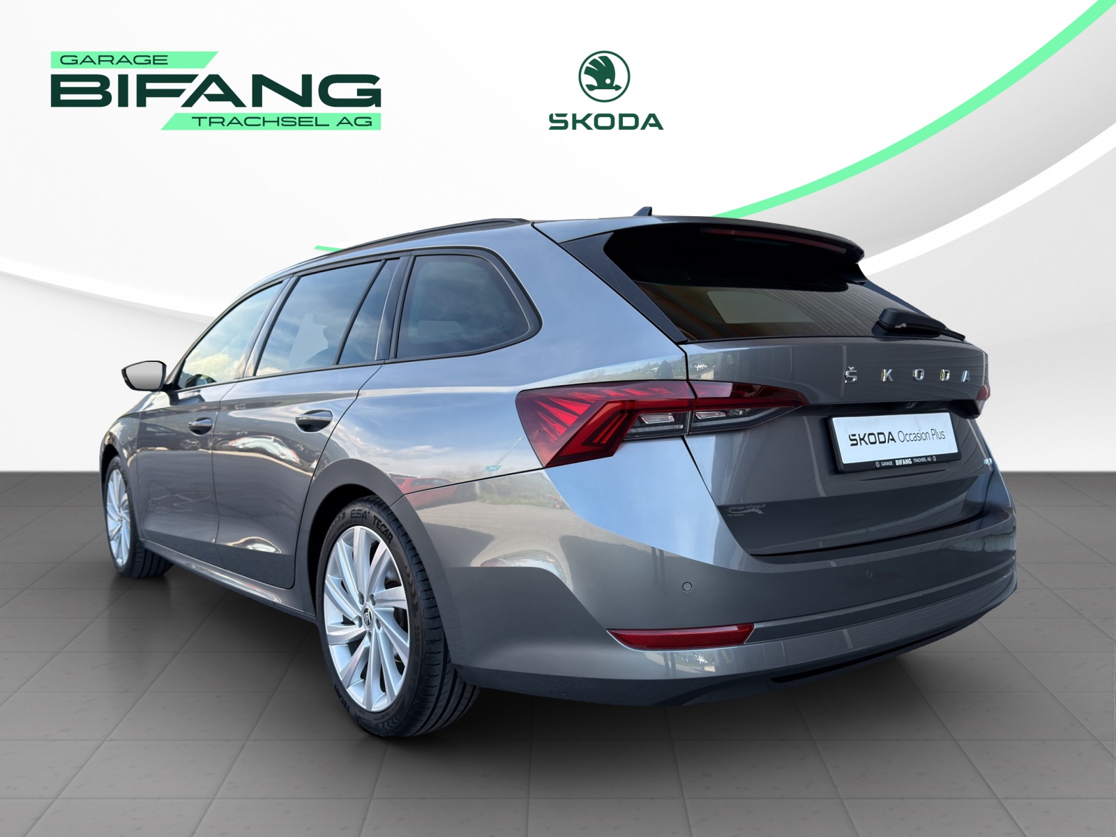 SKODA Octavia Combi 2.0 TDI DSG Style 4x4-showroom-element-3