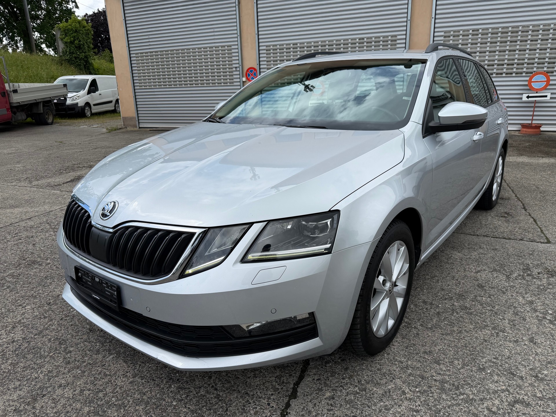 SKODA Octavia Combi 1.6 TDI Ambition DSG