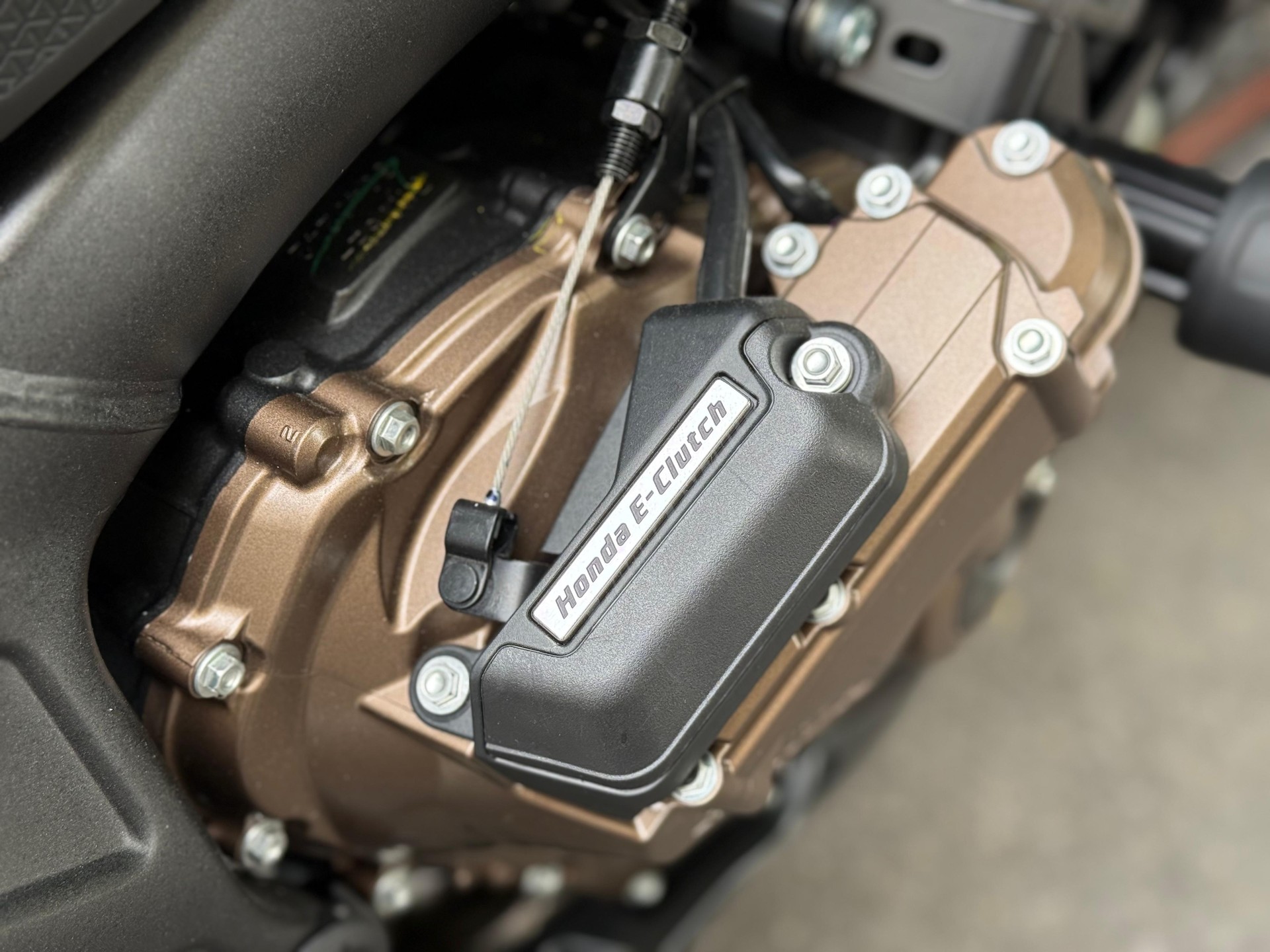 HONDA CB 650 R E-Clutch-image-13