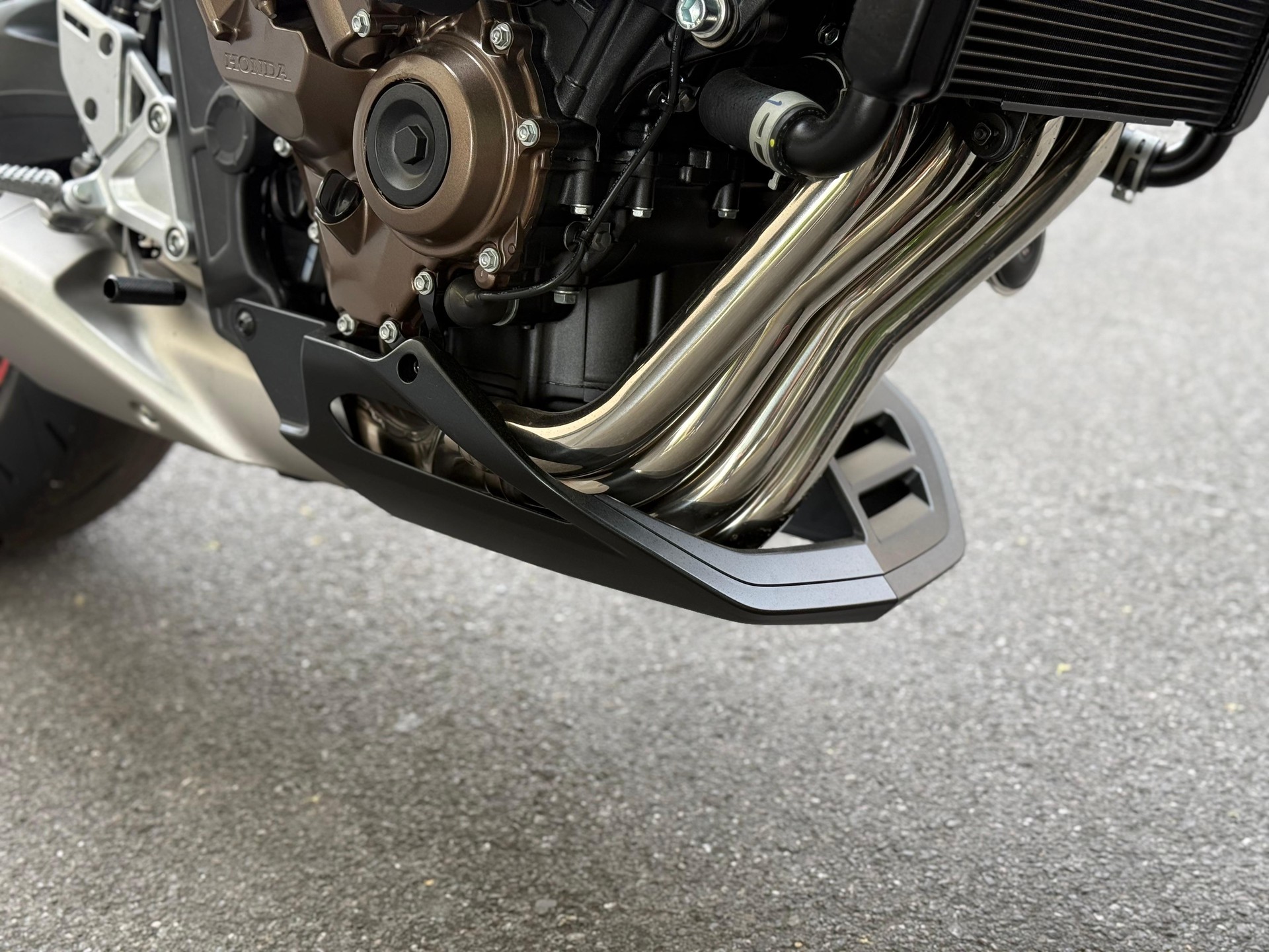 HONDA CB 650 R E-Clutch-image-9