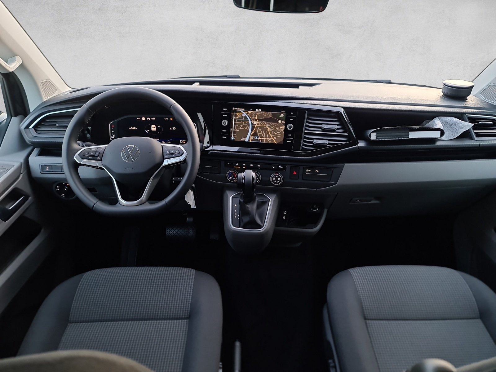 WESTFALIA T6.1 Club Joker CITY 2.0TDI 4M-image-12
