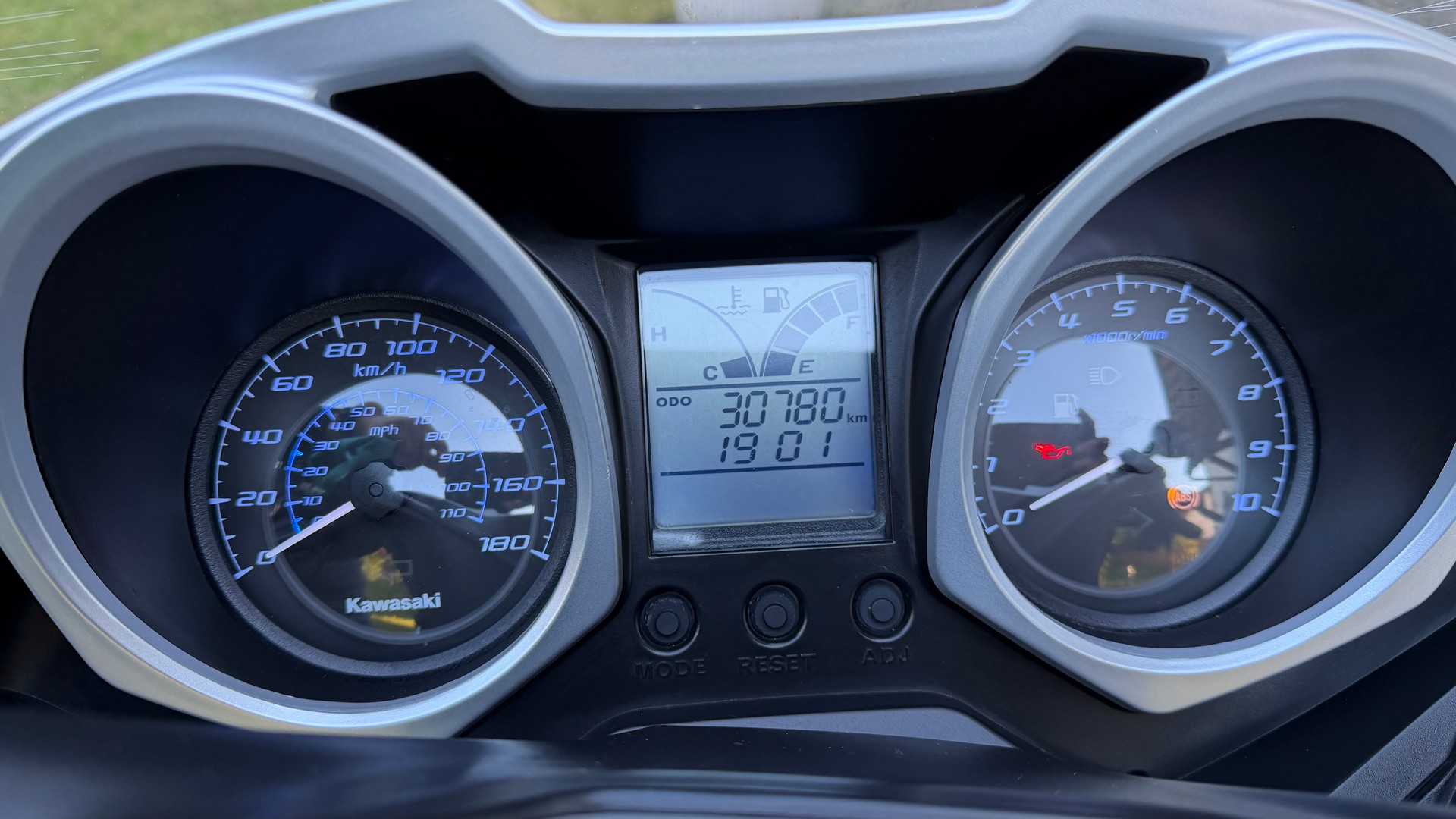 KAWASAKI J 300 SE ABS-image-5
