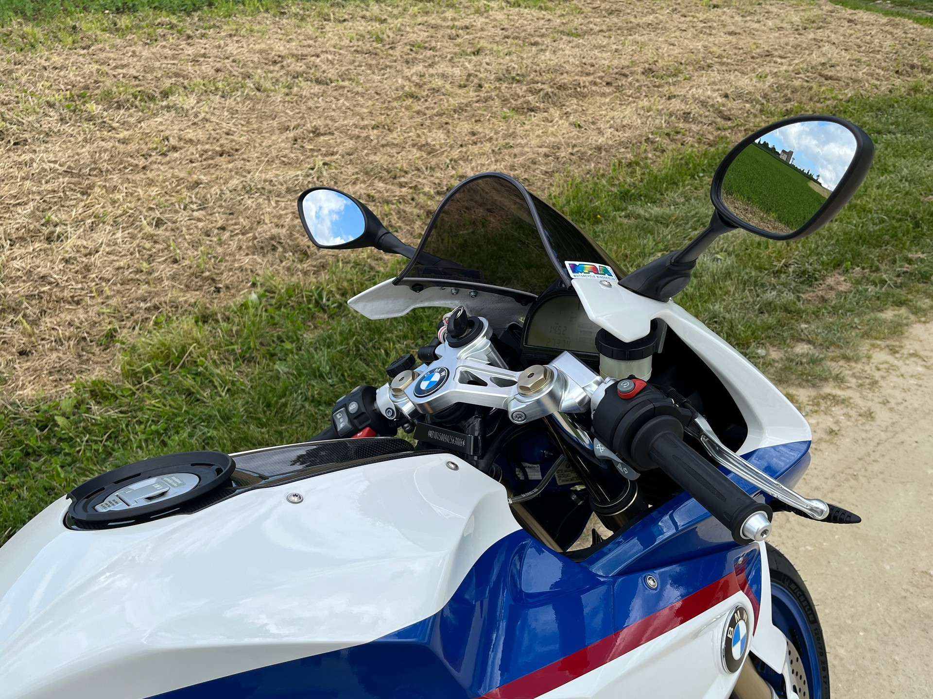 BMW HP2 Sport Motorsport Limited Edition-image-8