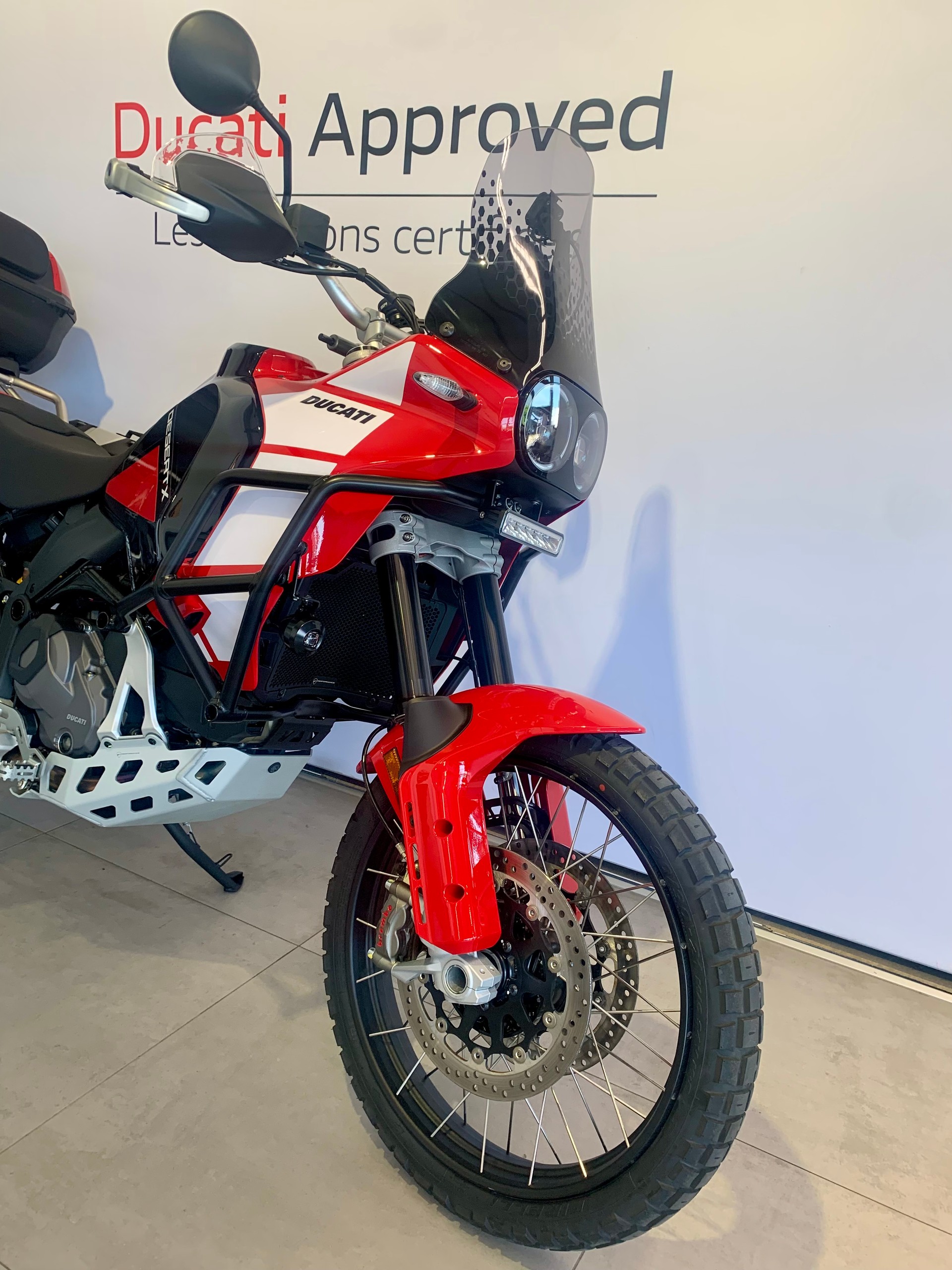 DUCATI Desert X-image-4