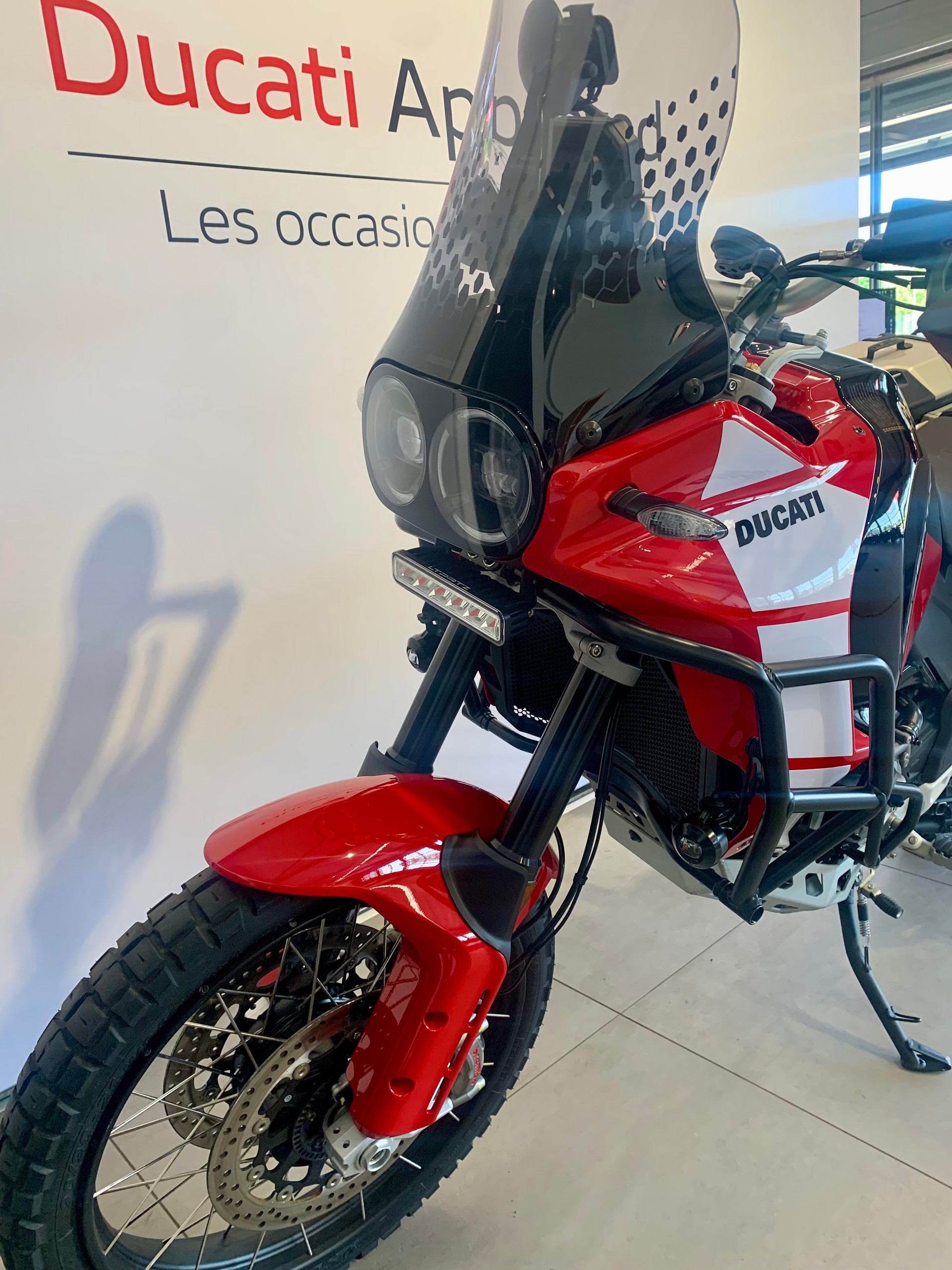 DUCATI Desert X-image-5