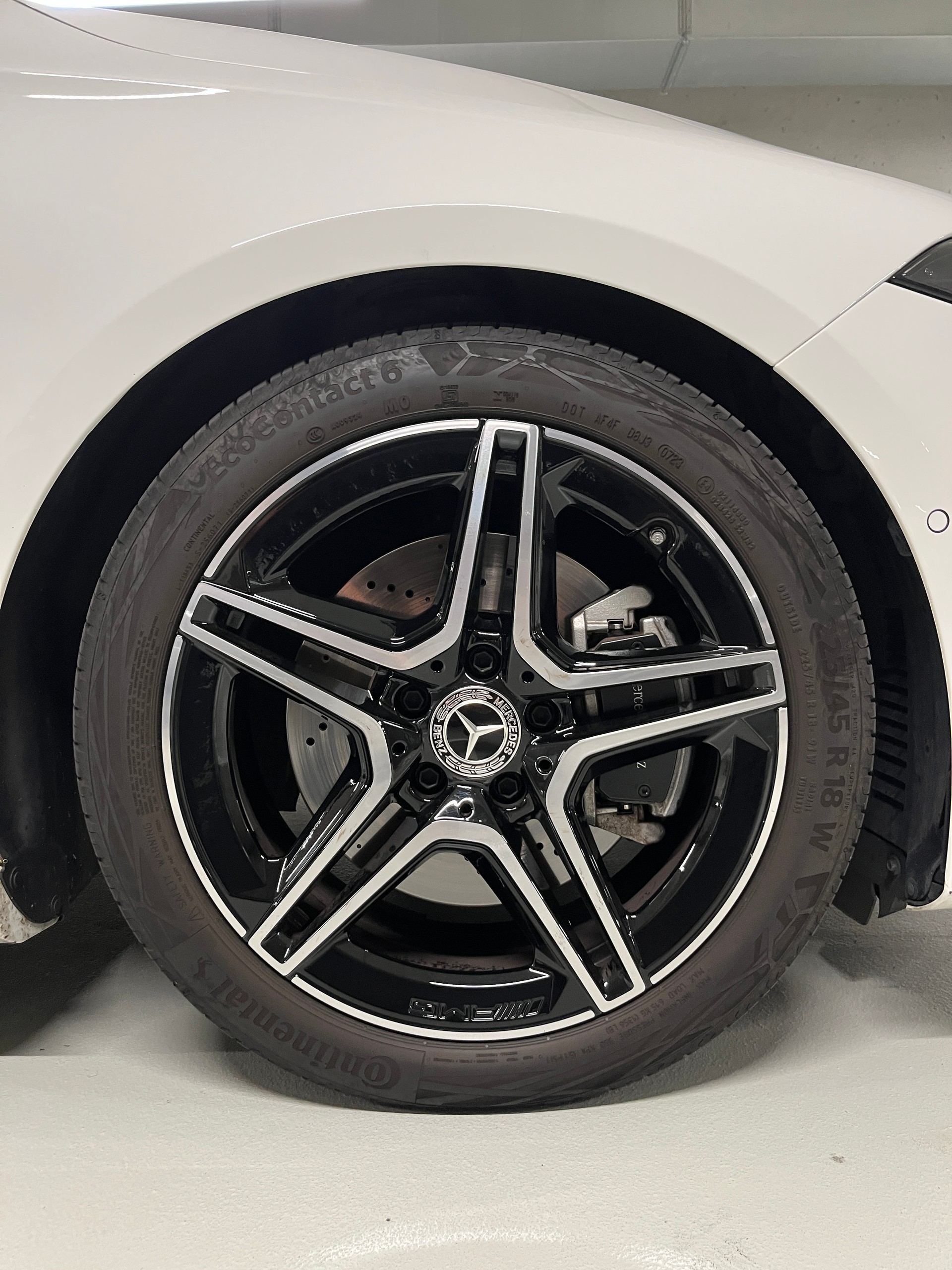 MERCEDES-BENZ A 220 4Matic 8G-DCT-image-28