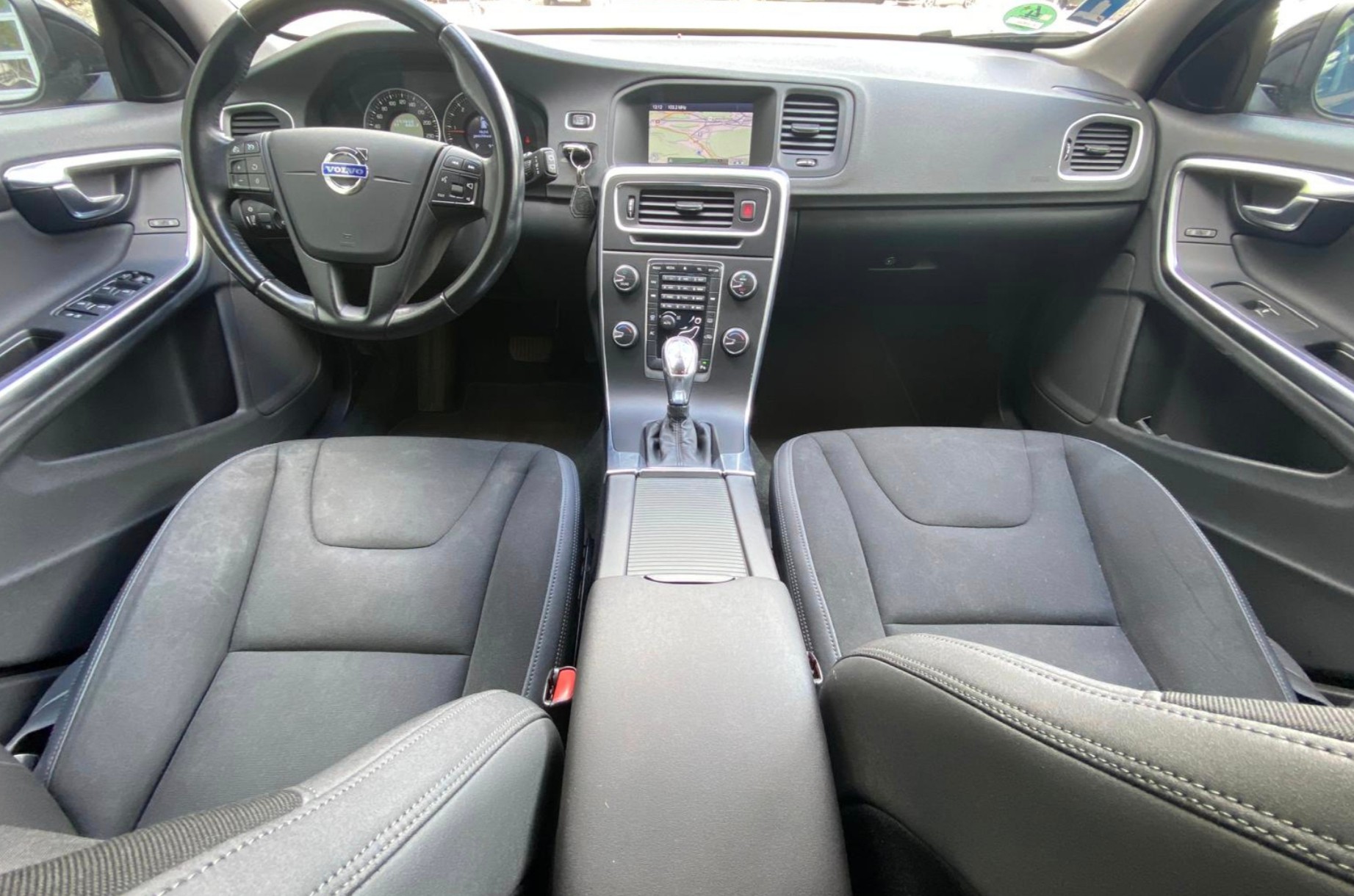 VOLVO V60 D2 OceanRace Powershift-image-6