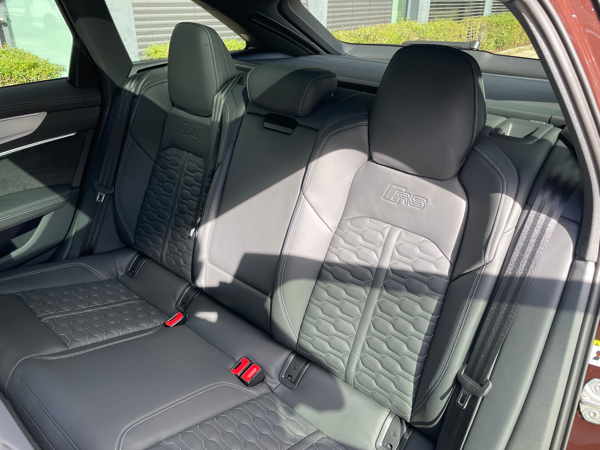 AUDI RS6 Avant 4.0 TFSI V8 quattro Individual Lackierung-image-13
