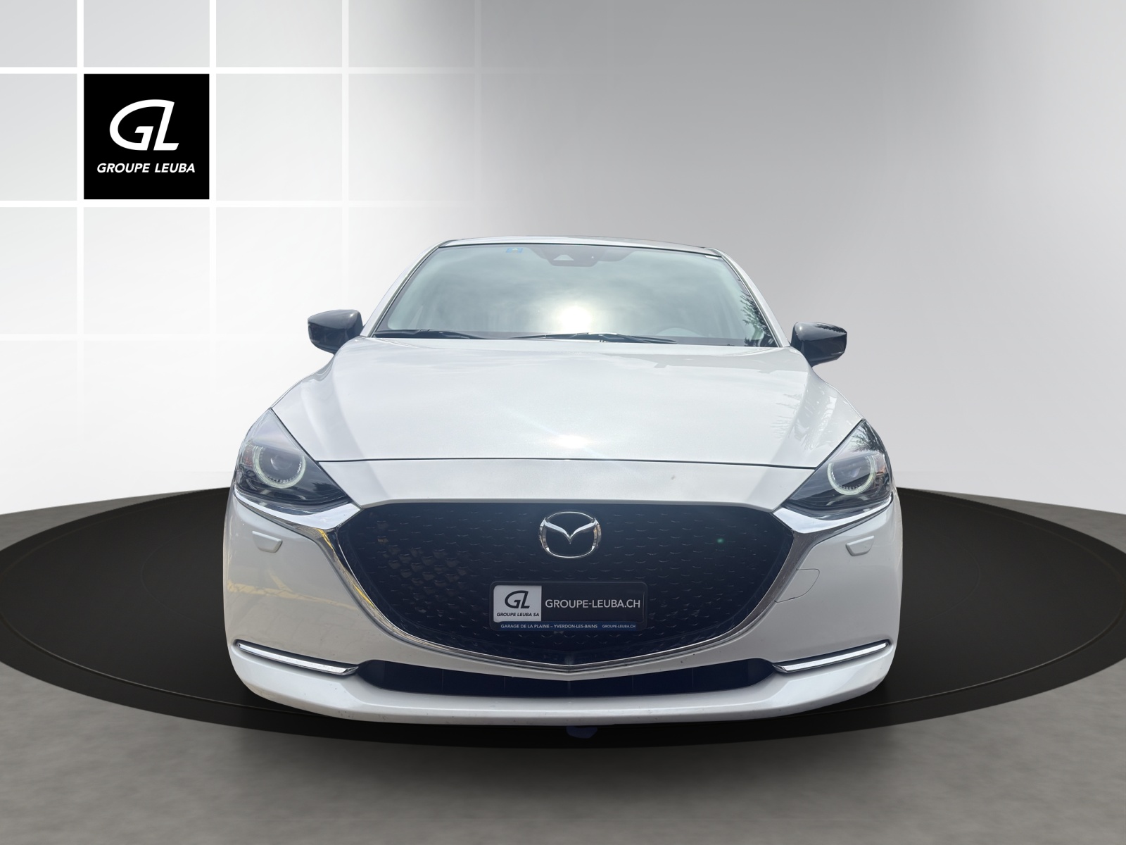 MAZDA 2 G 90 Homura-showroom-element-1