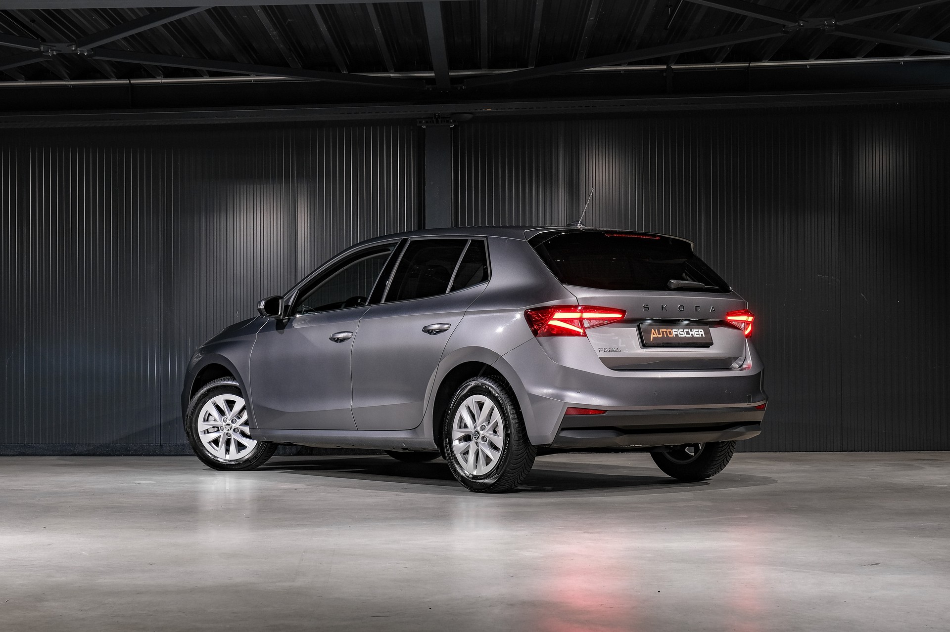 SKODA Fabia 1.0 TSI Top Selection DSG-showroom-element-1