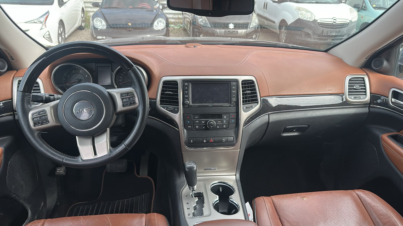 JEEP Grand Cherokee 3.0 CRD Overland Automatic-image-13
