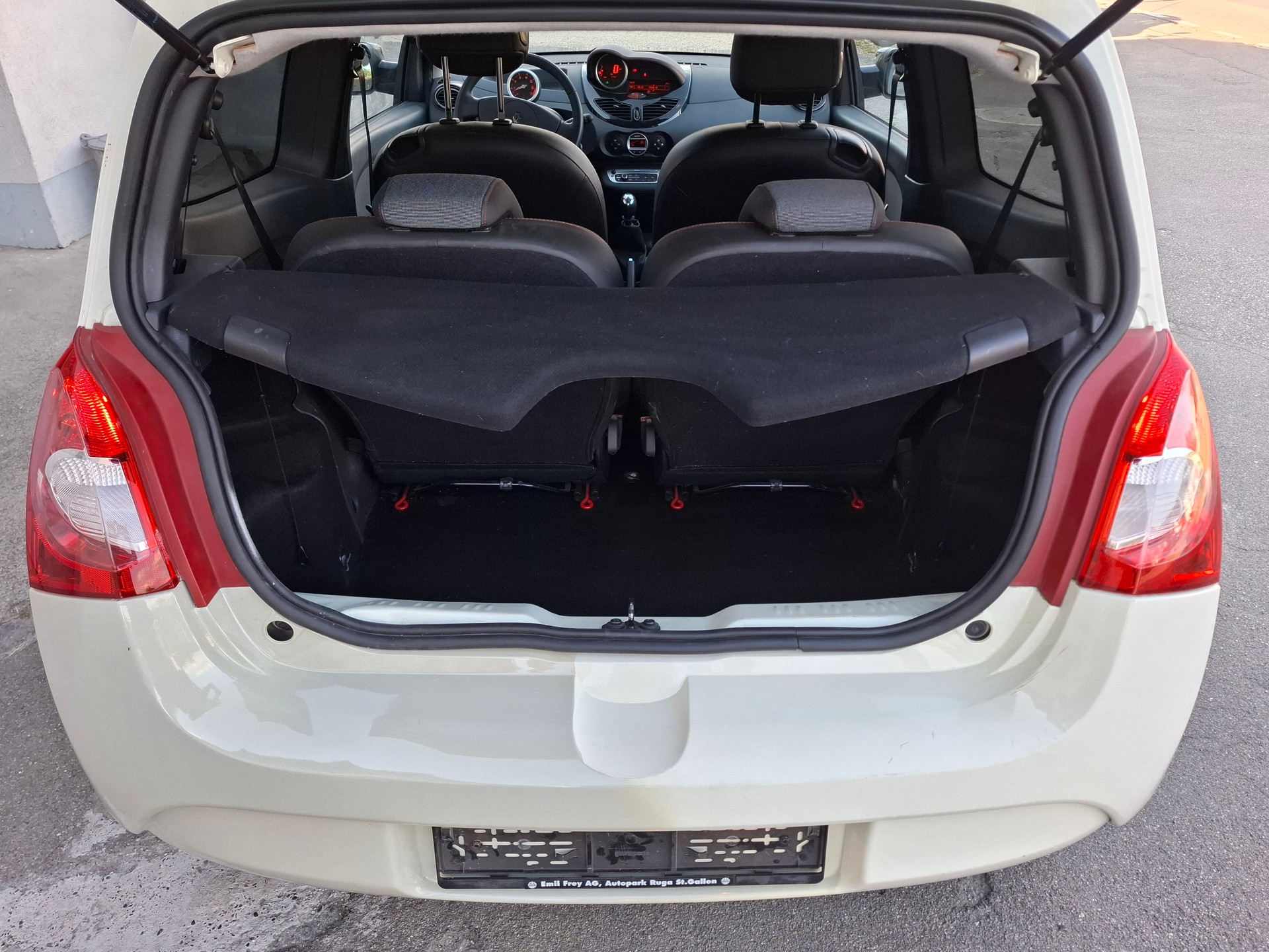 RENAULT Twingo 1.2 16V Dynamique-image-6