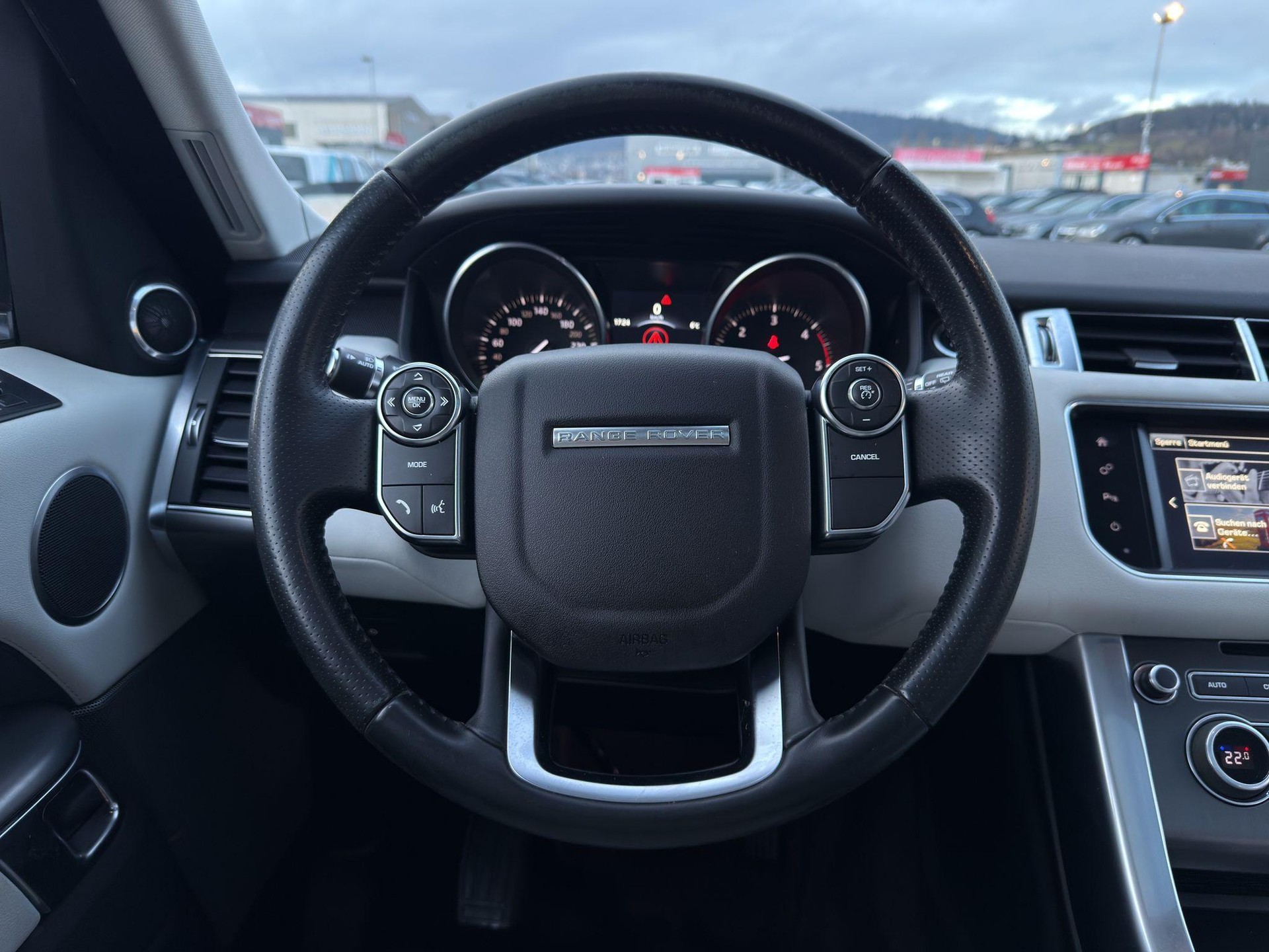 LAND ROVER Range Rover Sport 3.0 TDV6 SE-image-15