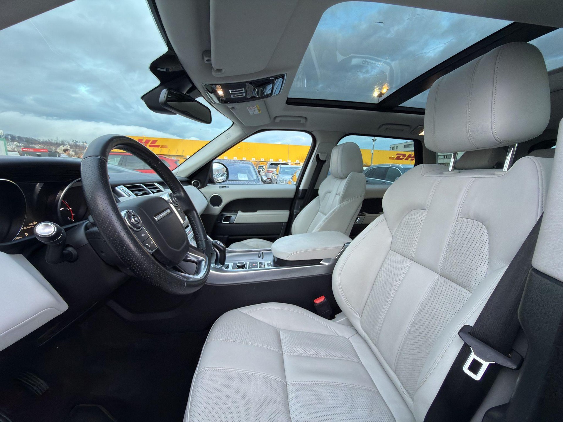 LAND ROVER Range Rover Sport 3.0 TDV6 SE-image-10