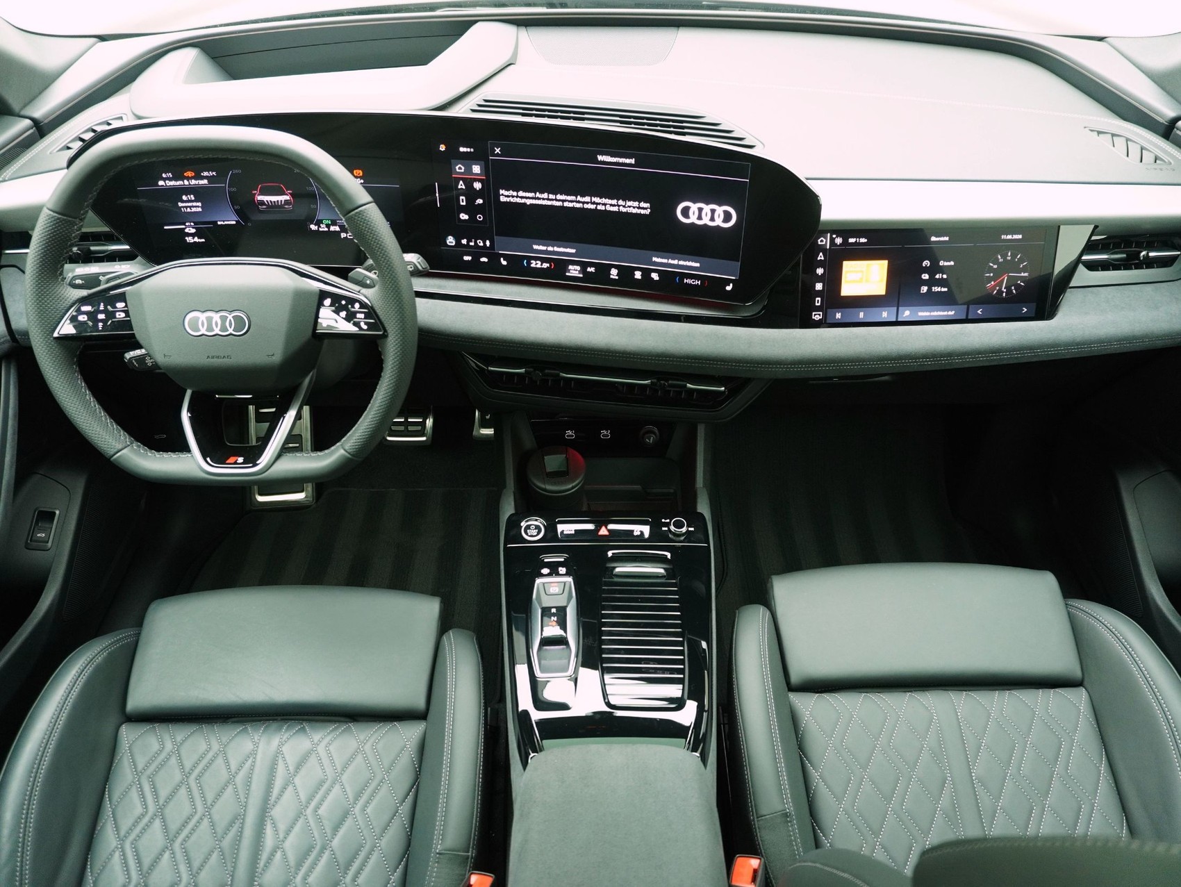 AUDI Q6 e-tron S line quattro **Audi Werksgarantie bis 06/2030**-image-19