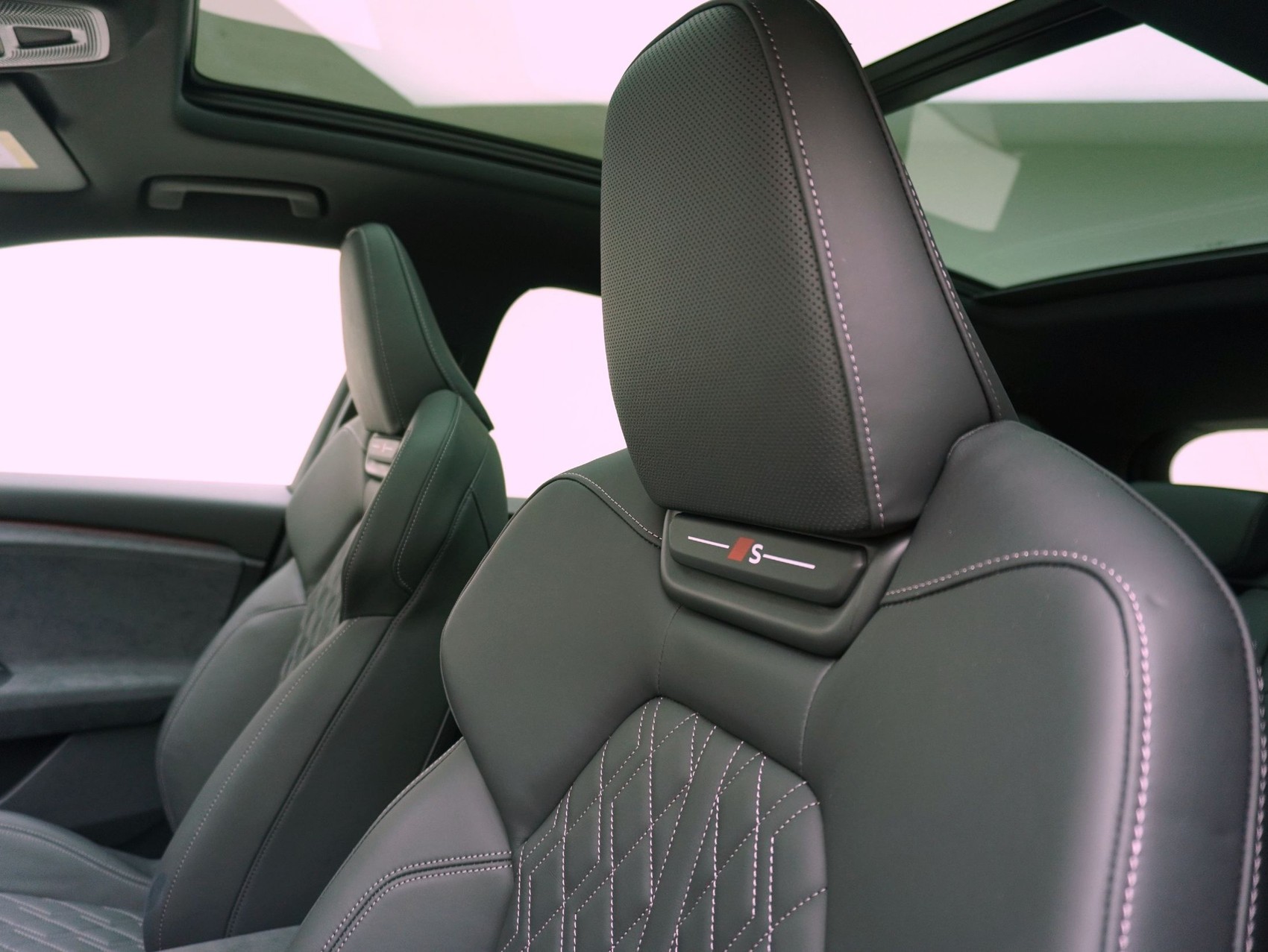AUDI Q6 e-tron S line quattro **Audi Werksgarantie bis 06/2030**-image-13
