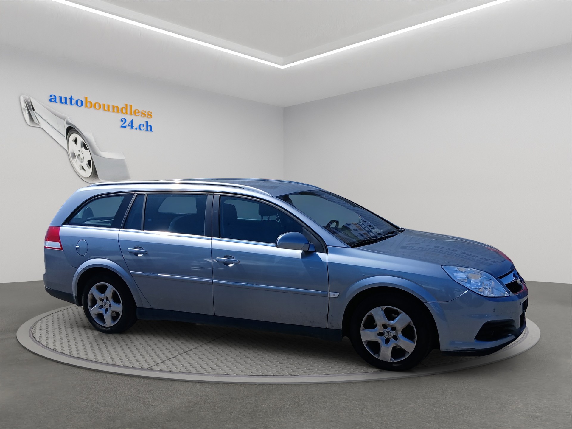 OPEL Vectra Caravan 2.2 Diamond Automatic-image-1