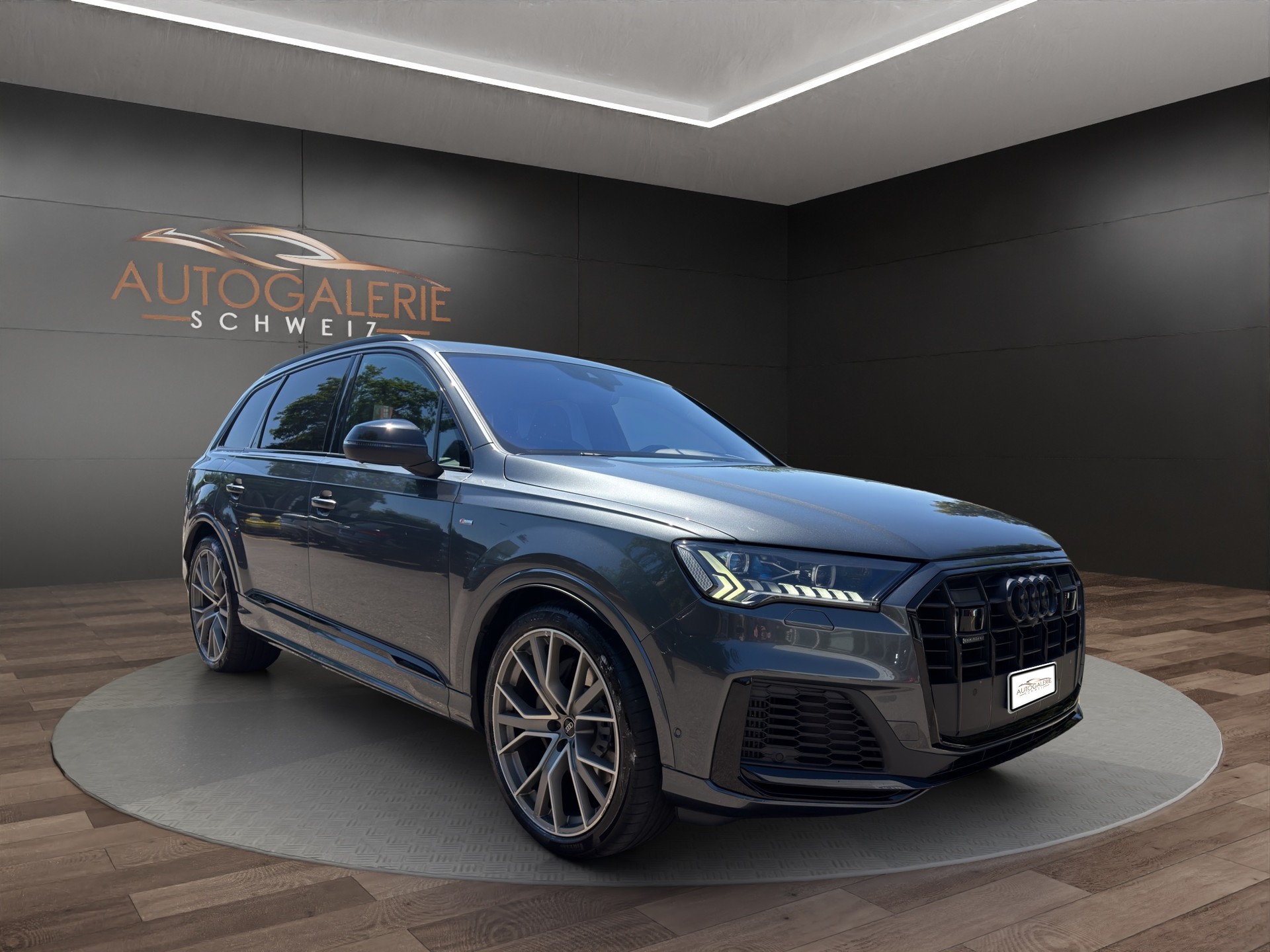 AUDI Q7 55 TFSI S Line quattro | CH | NP: 150K | Alle Service | AHK | Pano | Standhei. | Matrix | MFK 07/2026 | 7 Sitzer |-image-6