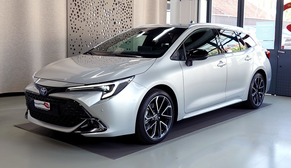 TOYOTA Corolla Touring Sports 2.0 HSD Premium e-CVT