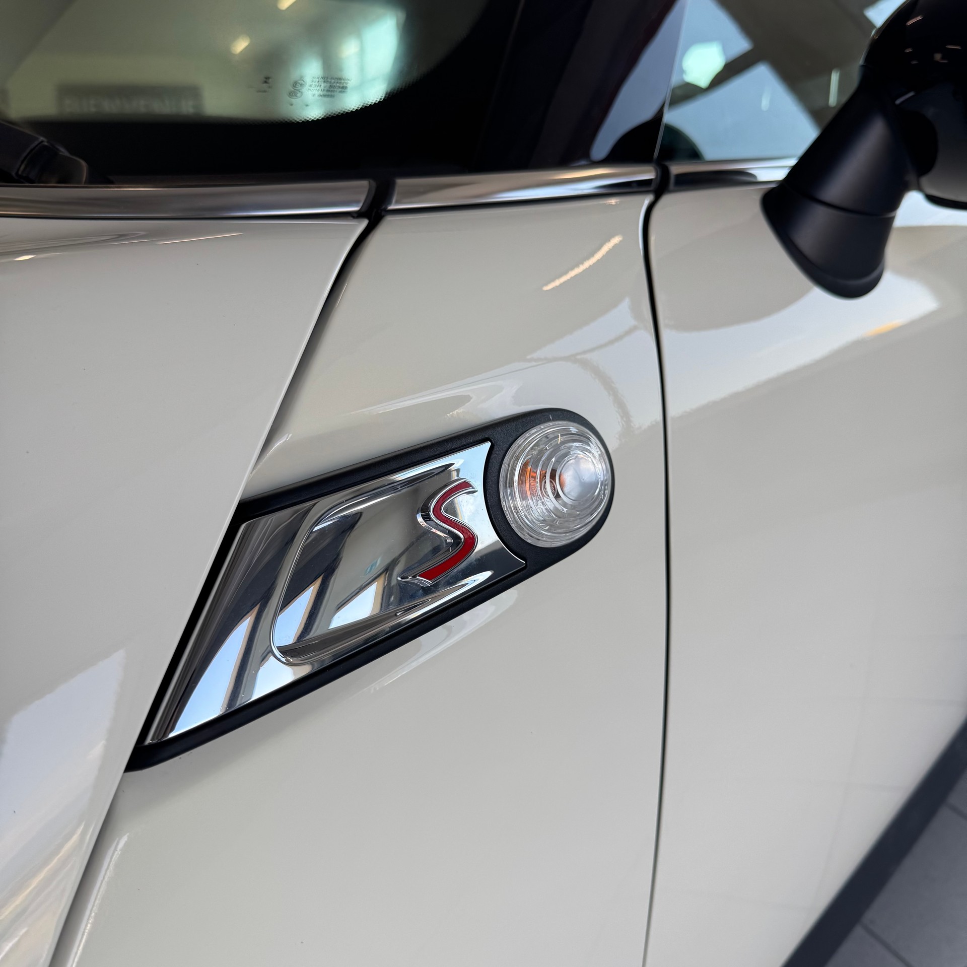 MINI R56 i Cooper S-image-15