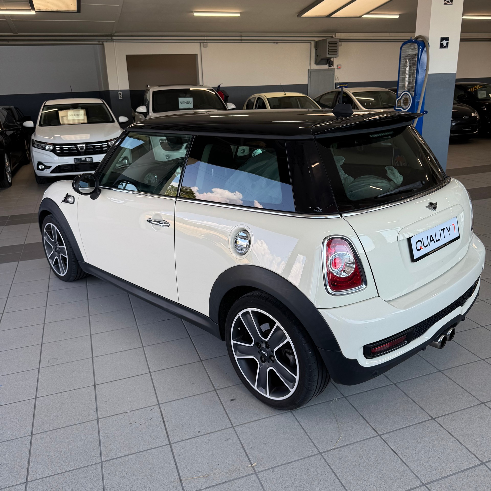 MINI R56 i Cooper S-image-5