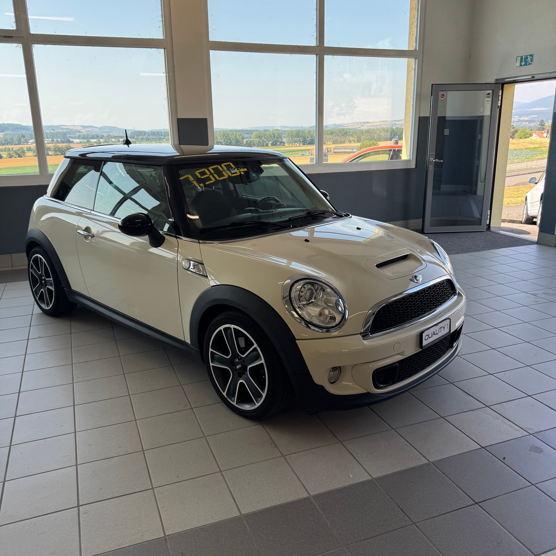 MINI R56 i Cooper S-showroom-element-2