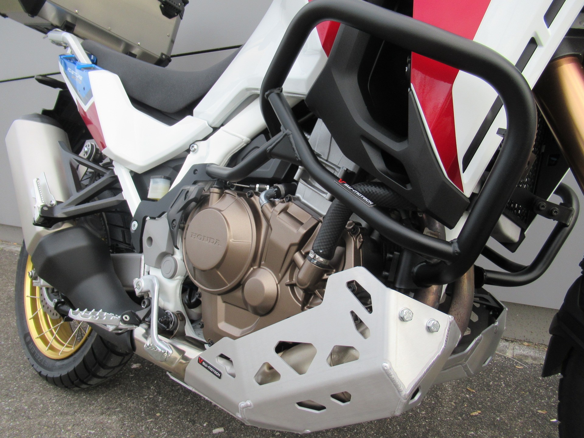 HONDA CRF 1100 AfriCa Twin Adventure-image-2