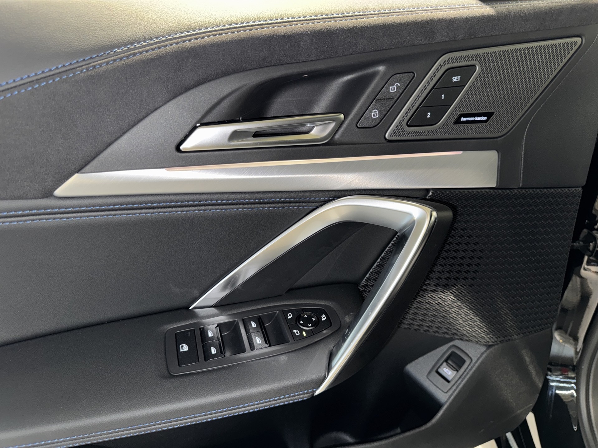 BMW X1 M35i-image-11