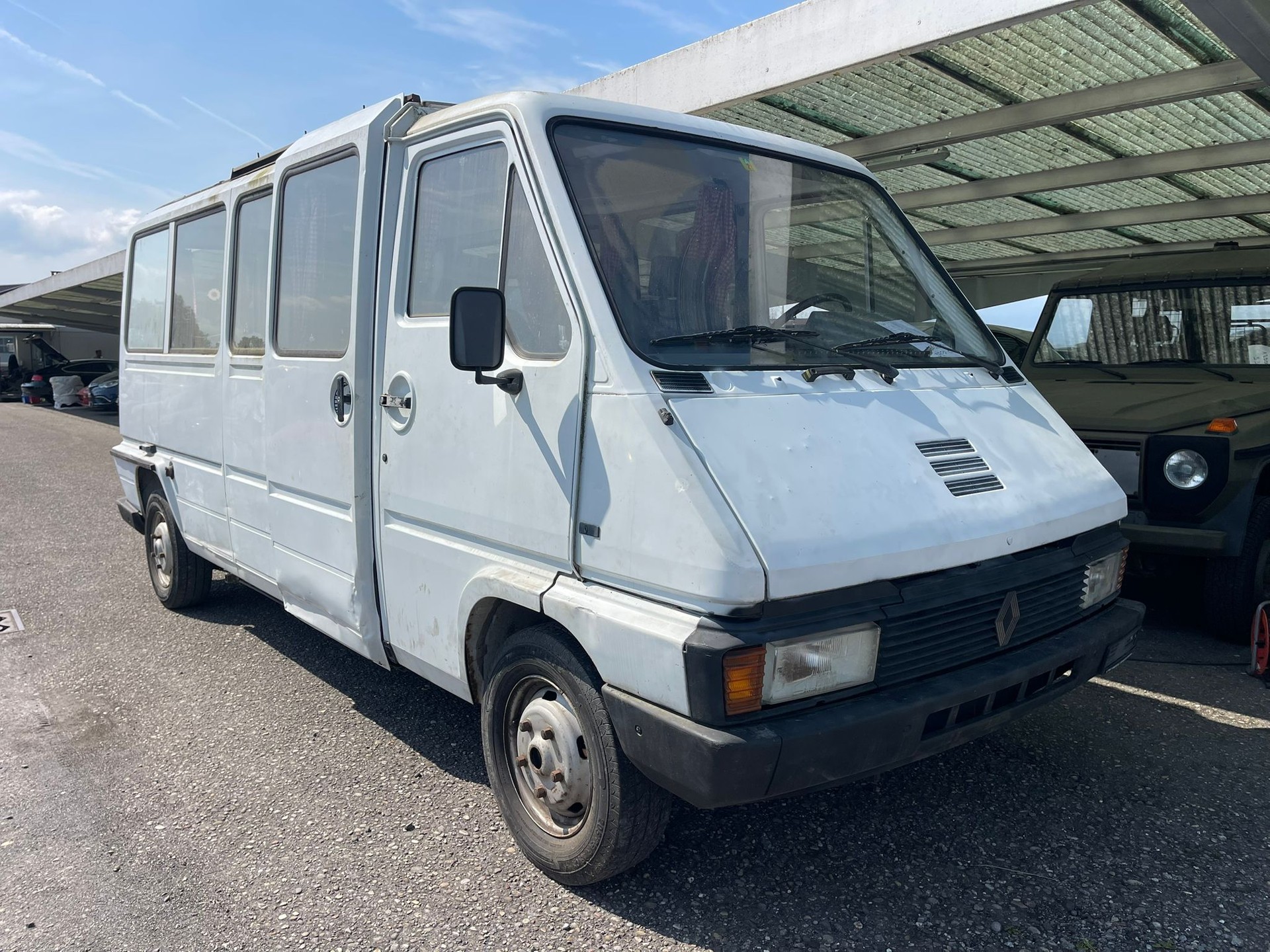 RENAULT T35D-image-2