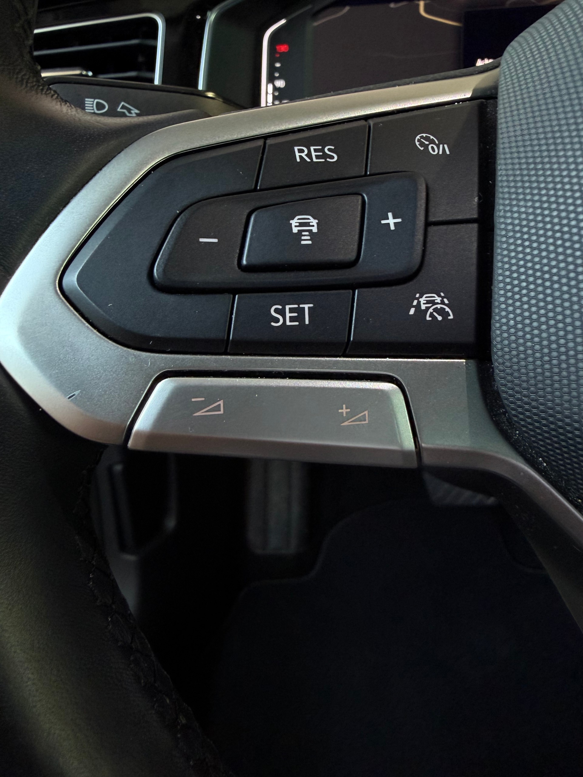VW 1.0 TSI 110PS Style DSG-image-16