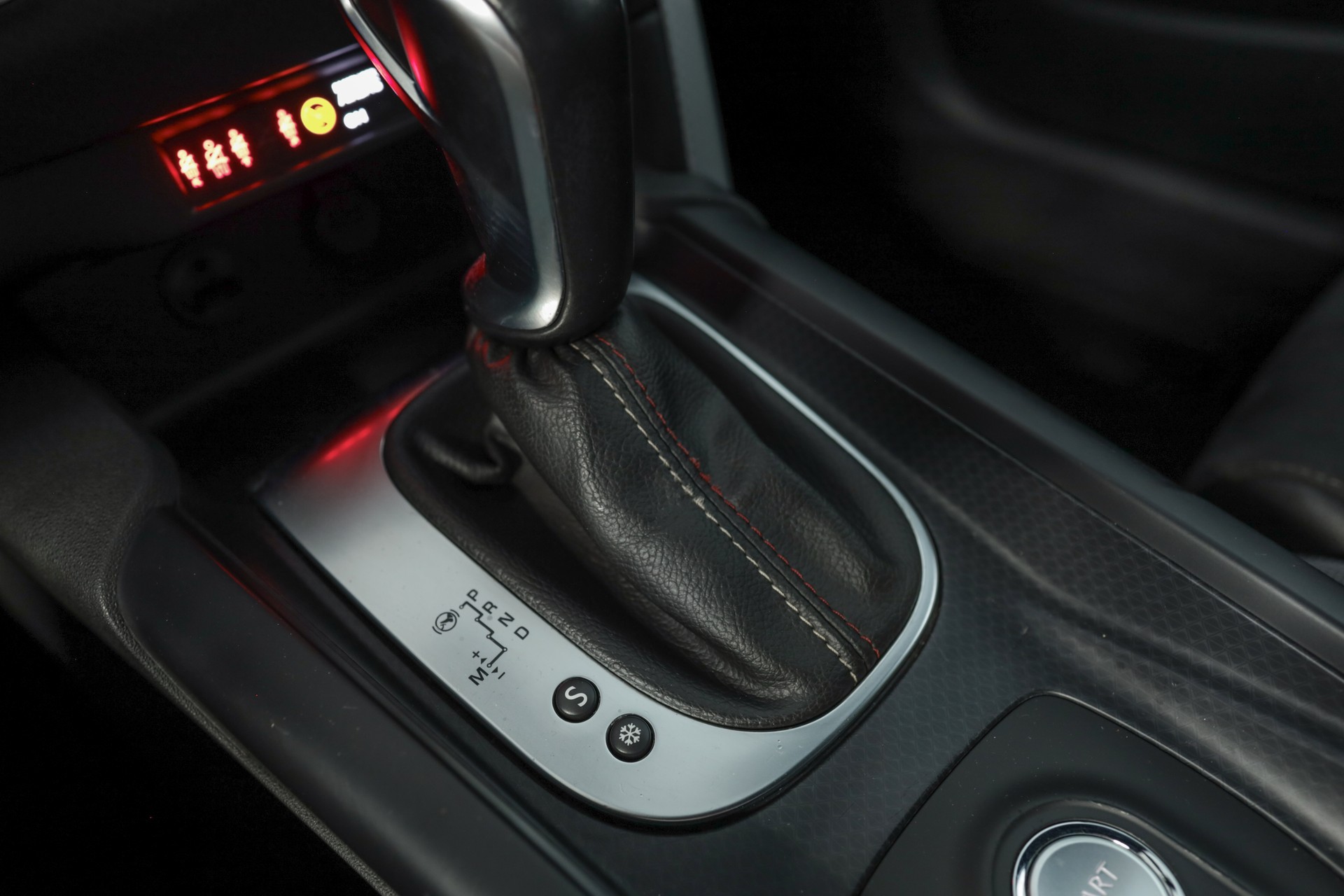 DS AUTOMOBILES DS 4 1.6 THP Performance Line Automatic-image-12